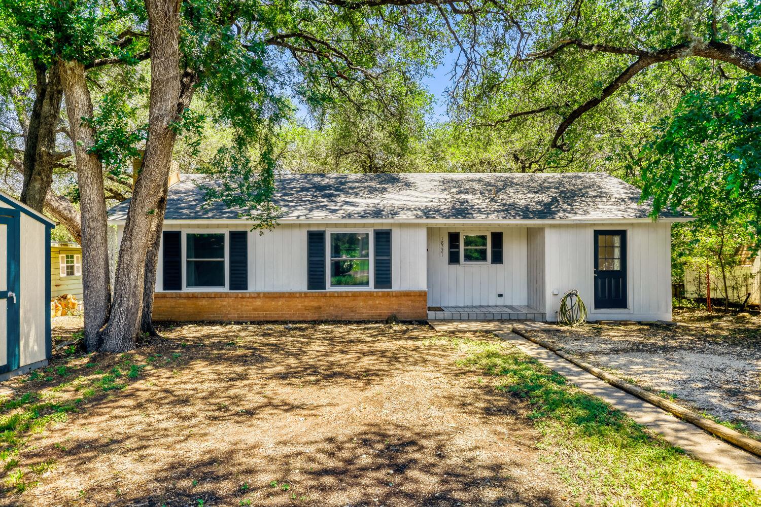 18221 Ledge St, Jonestown, TX 78645