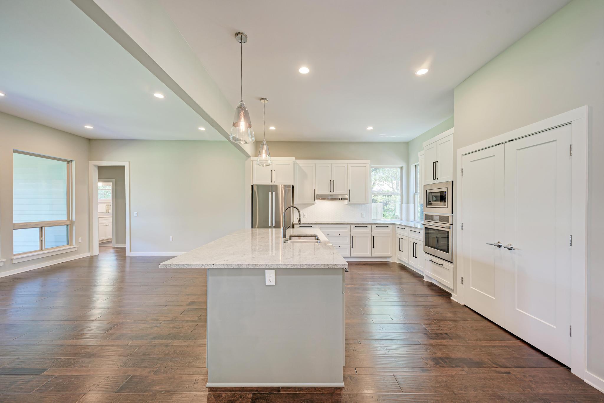 8307 Williamson Creek Dr, Austin, TX 78736