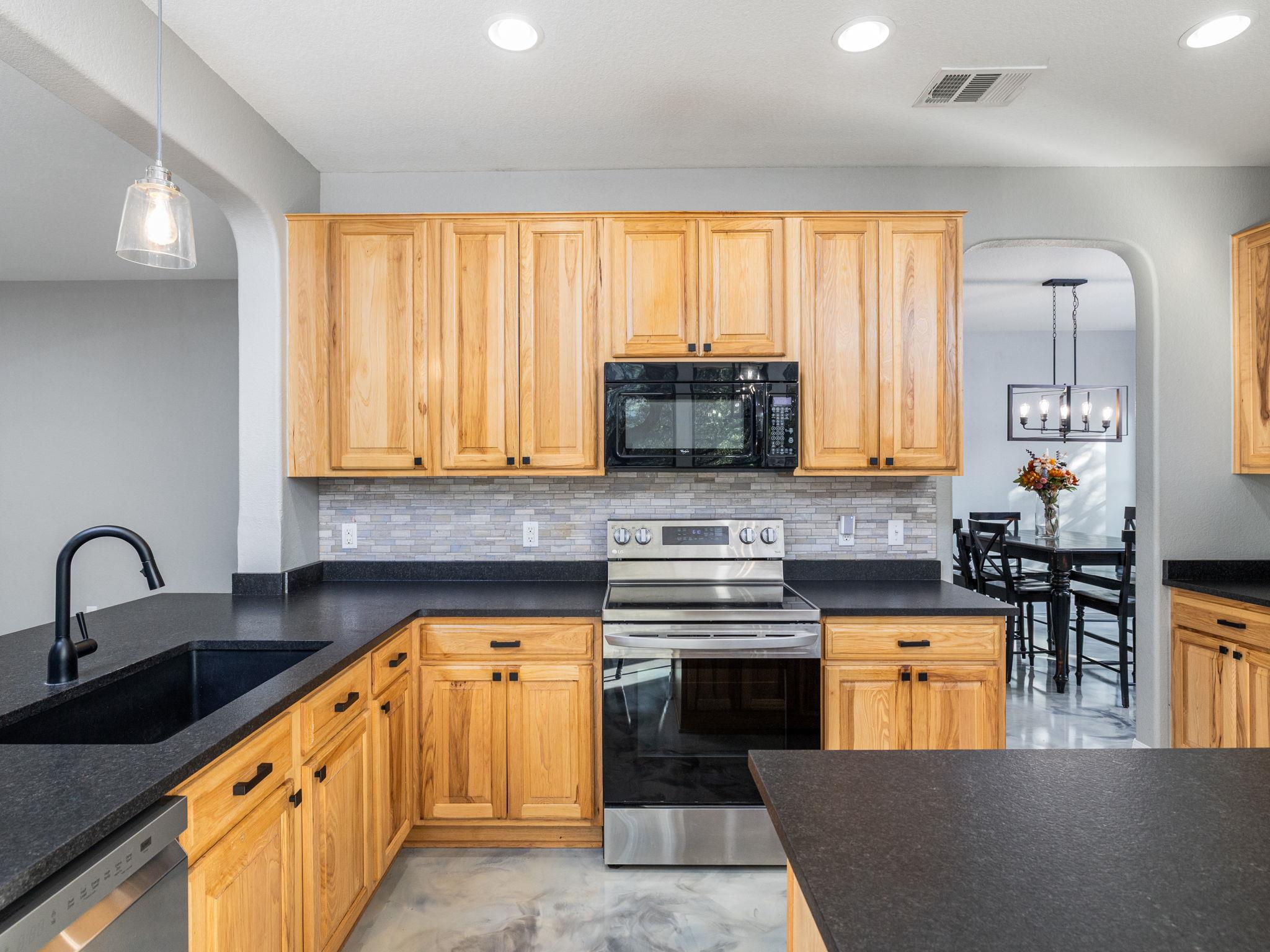 2201 Kasdan Pass, Cedar Park, TX 78613