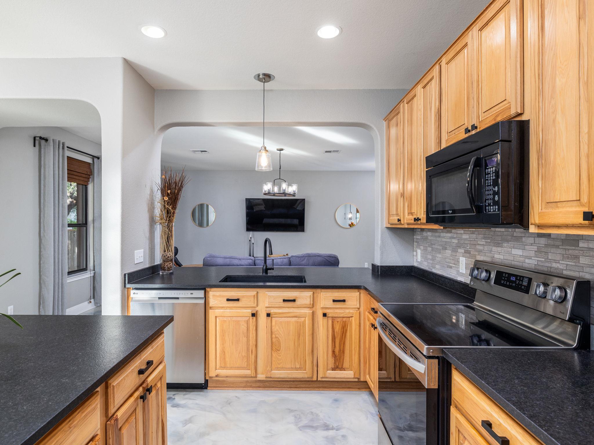 2201 Kasdan Pass, Cedar Park, TX 78613