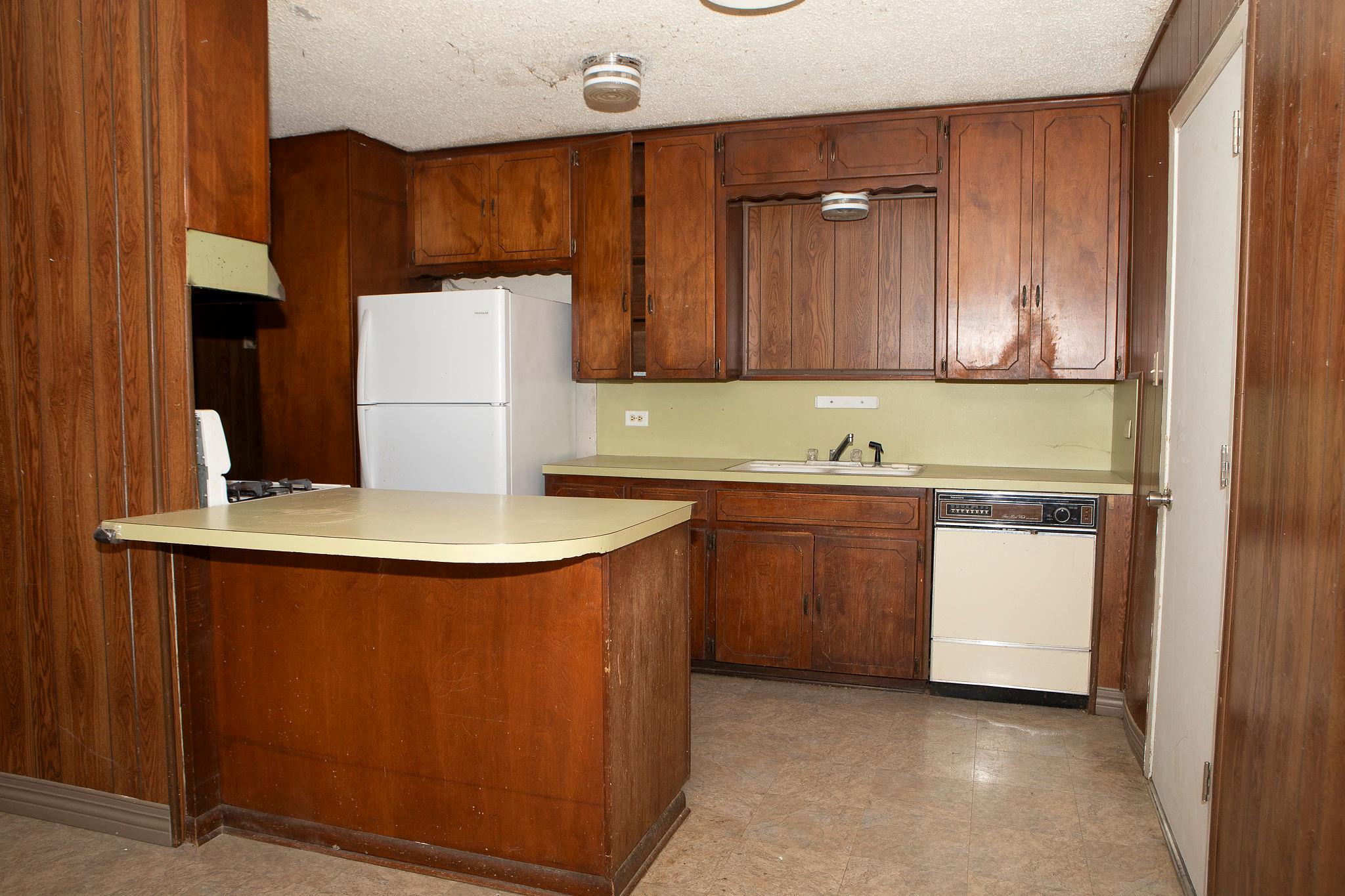 1005 Campbell St, Lampasas, TX 76550