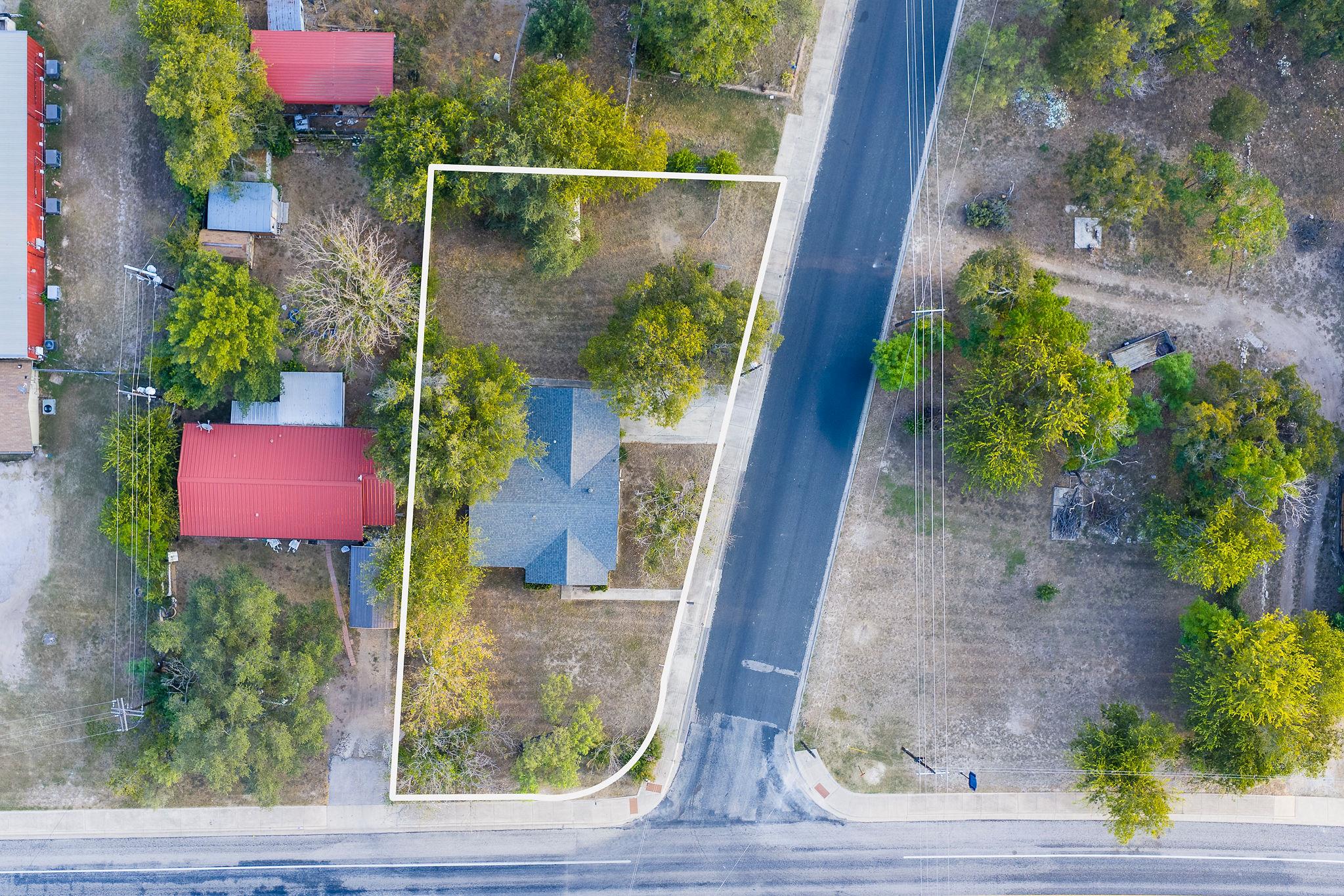 1005 Campbell St, Lampasas, TX 76550