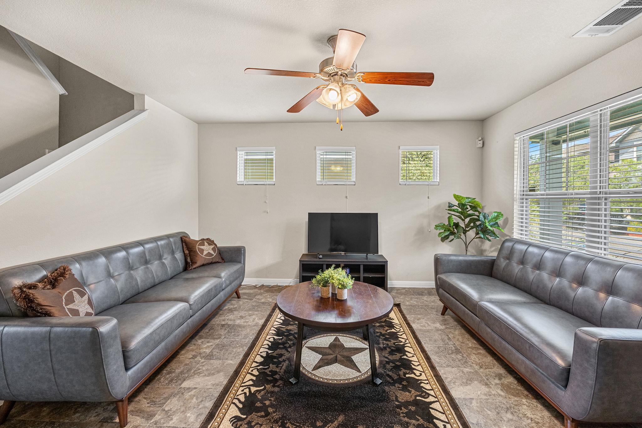 4520 Graceful Ln # 489, Austin, TX 78725