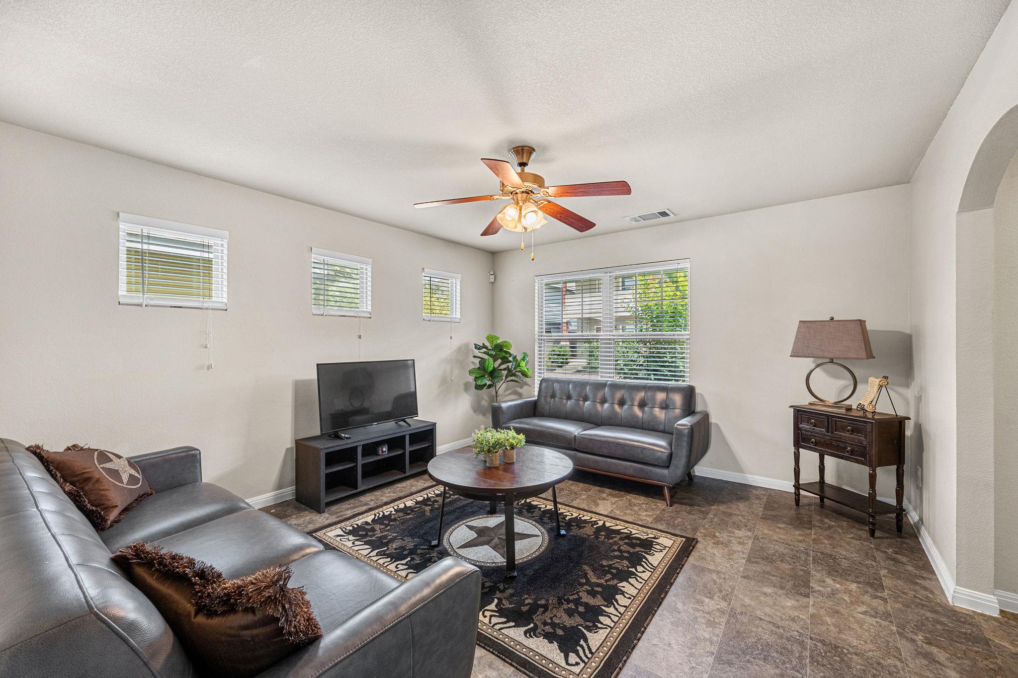4520 Graceful Ln # 489, Austin, TX 78725