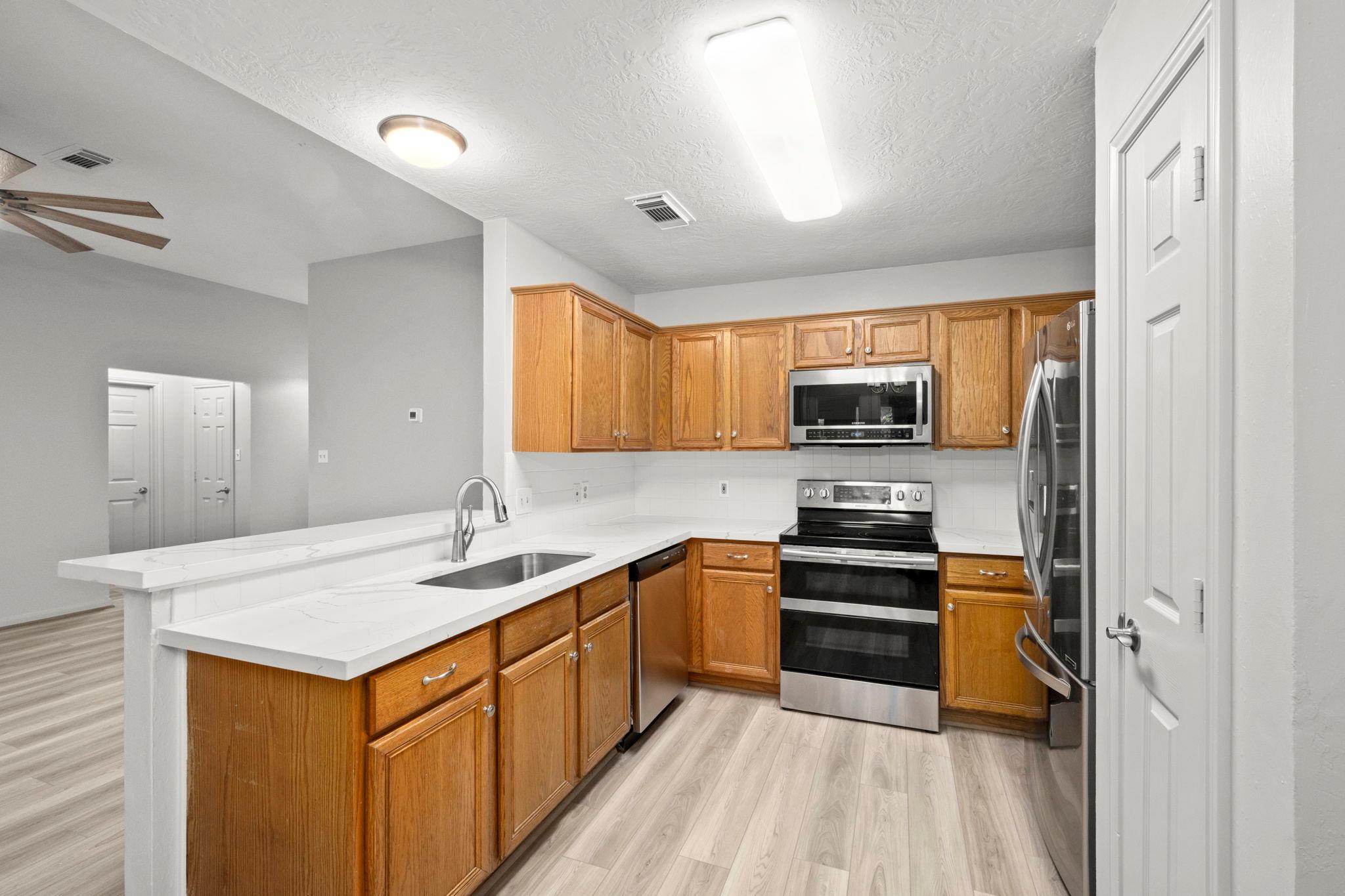 6707 Woodland Oaks, Magnolia, TX 77354