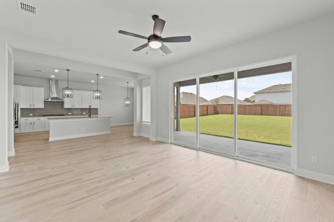 110 Nandina Path, Bastrop, TX 78602