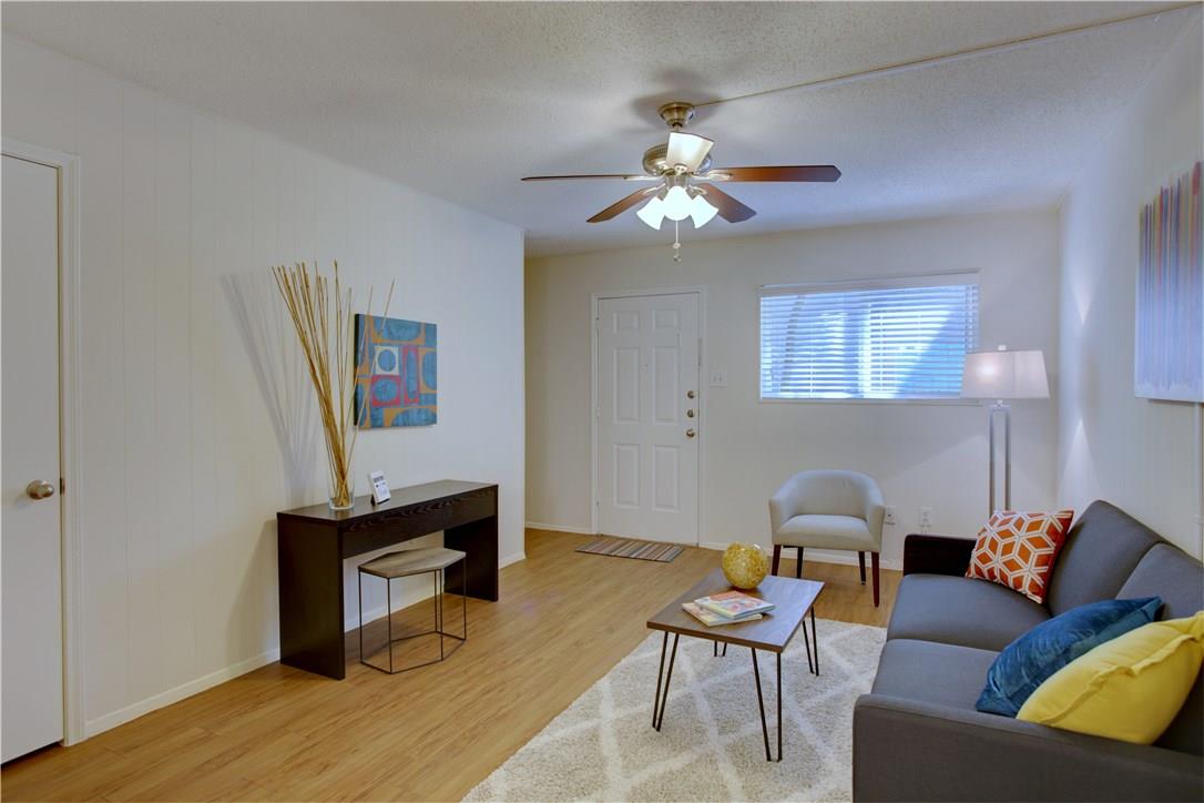 816 W North Loop Blvd # 107, Austin, TX 78756