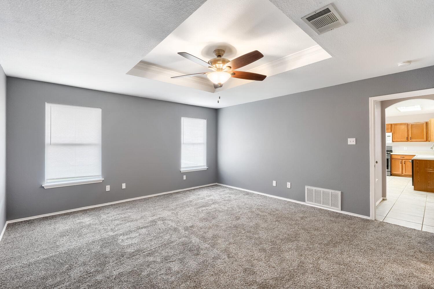 391 Jim Miller Dr, Kyle, TX 78640