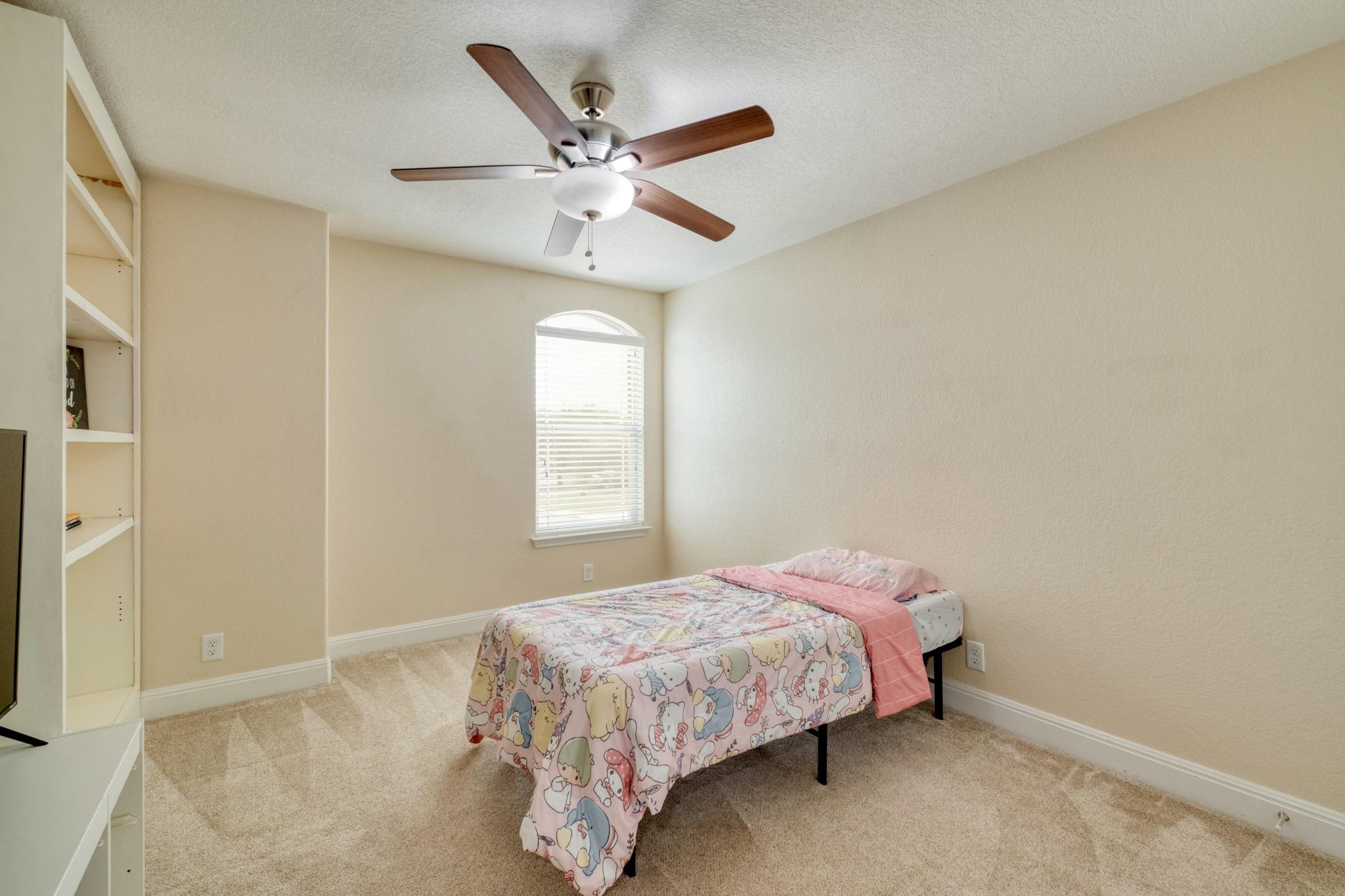 141 Clematis Ct, Kyle, TX 78640