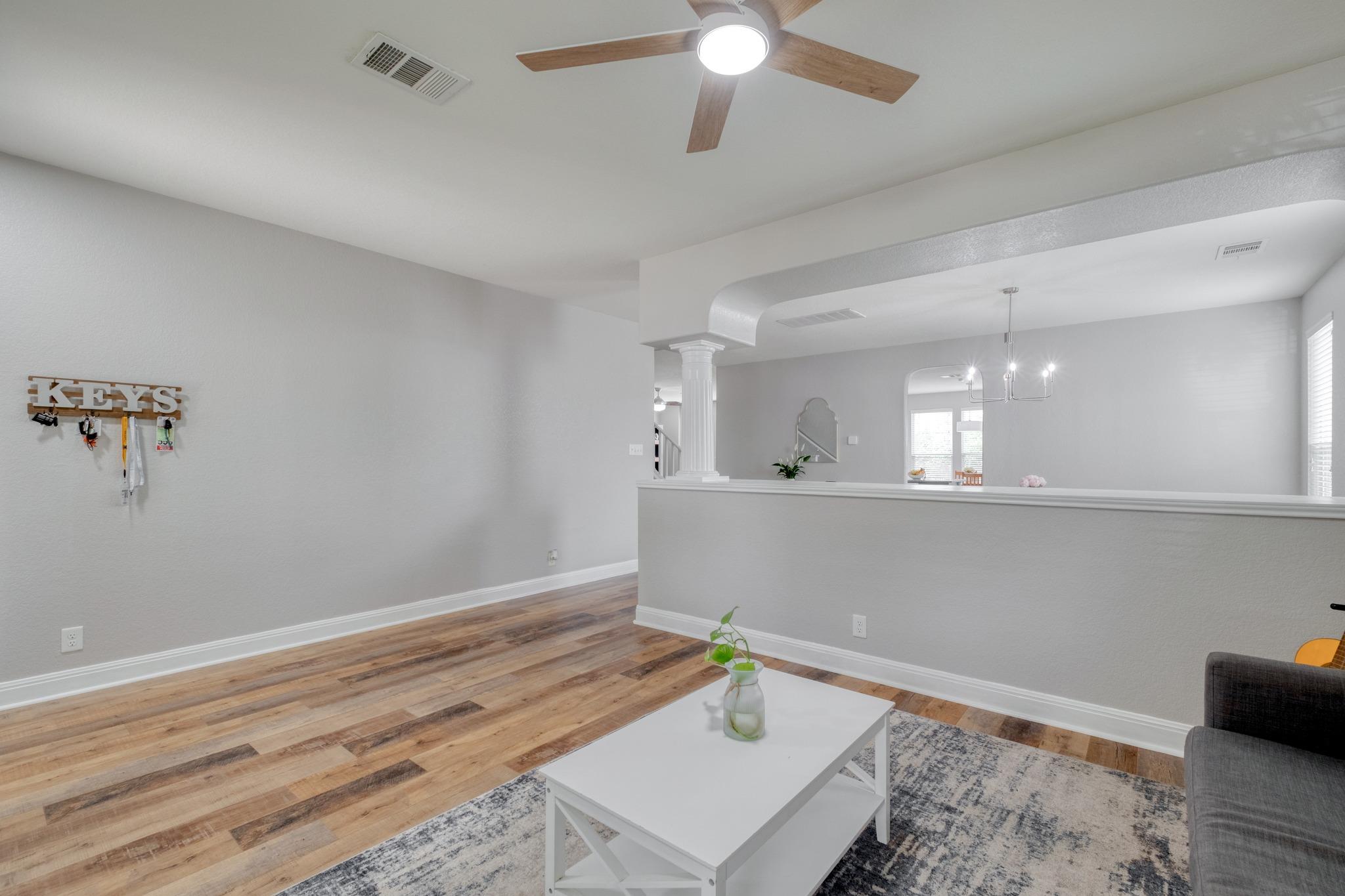 141 Clematis Ct, Kyle, TX 78640