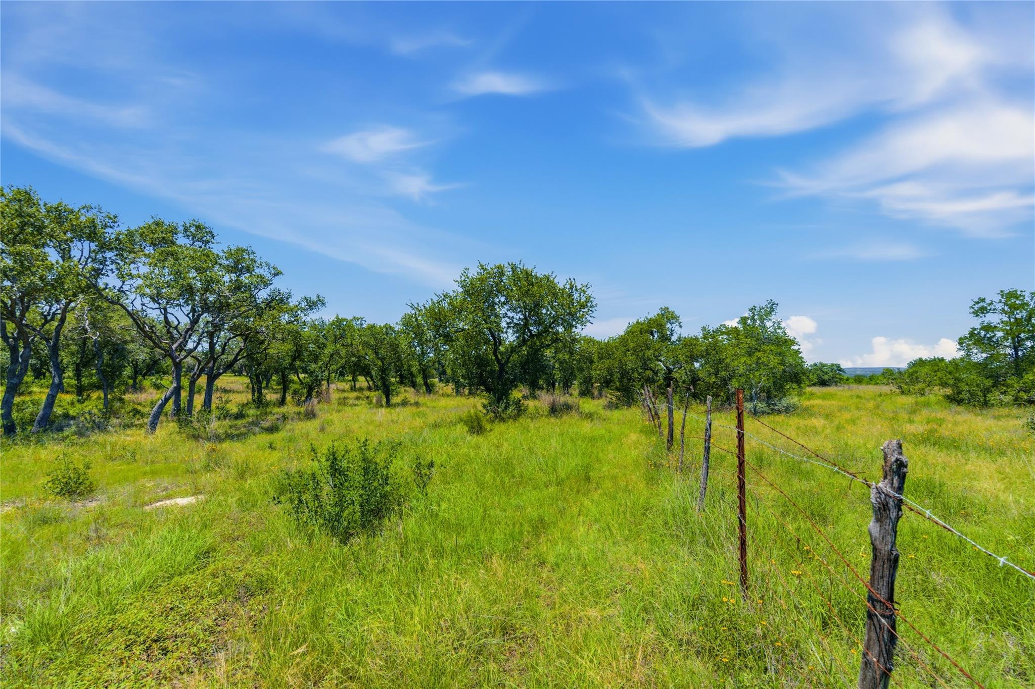 623 Whiskey Trl, Blanco, TX 78606