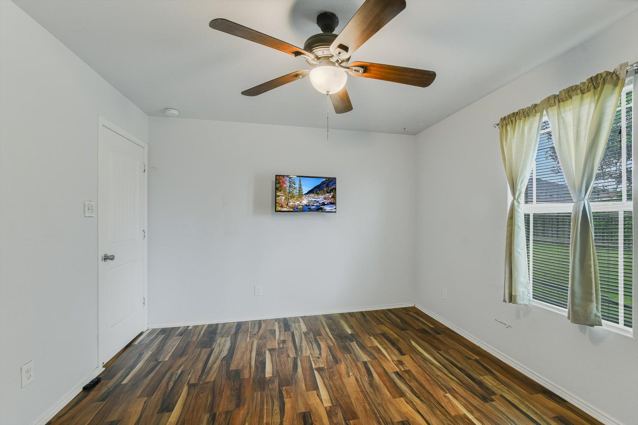 2415 Washington Dr, Belton, TX 76513