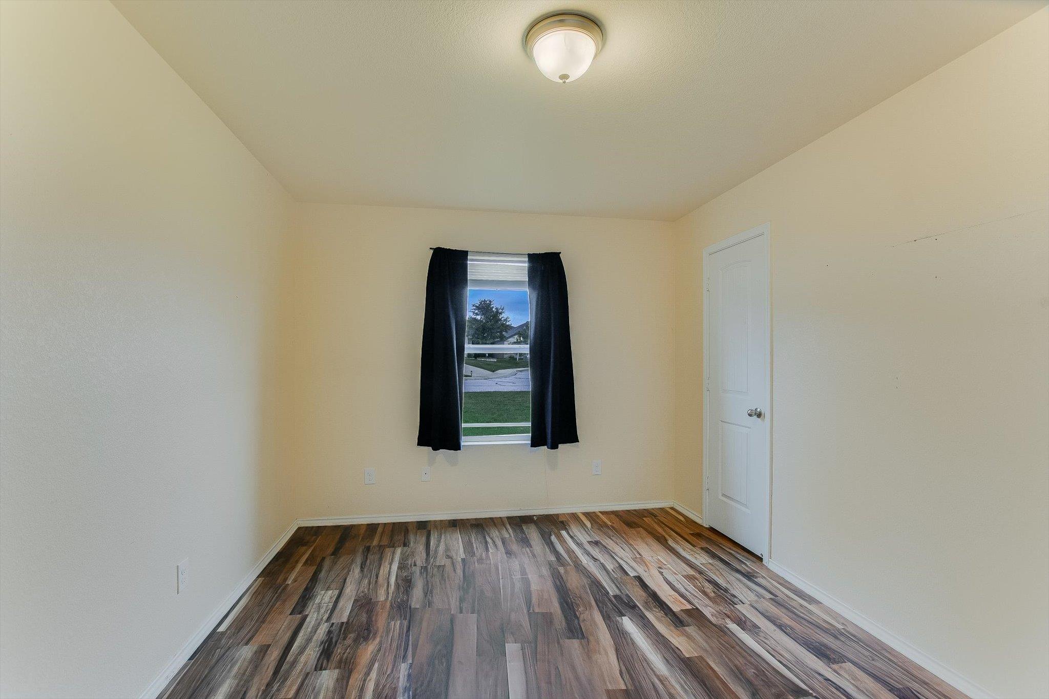 2415 Washington Dr, Belton, TX 76513