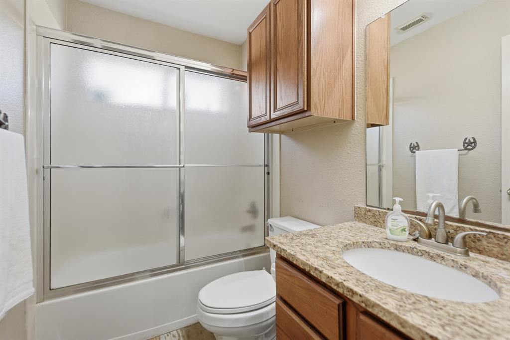 4057 W HIGHWAY 21, Paige, TX 78659