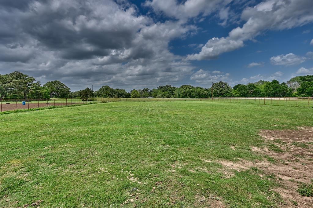 4057 W HIGHWAY 21, Paige, TX 78659
