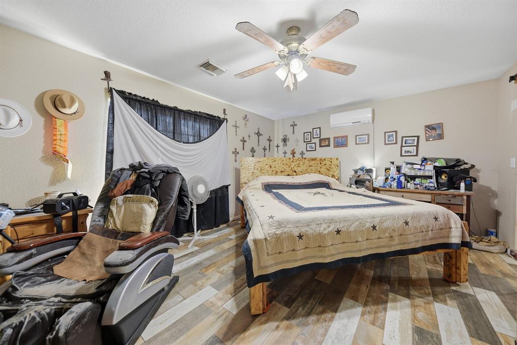 4057 W HIGHWAY 21, Paige, TX 78659