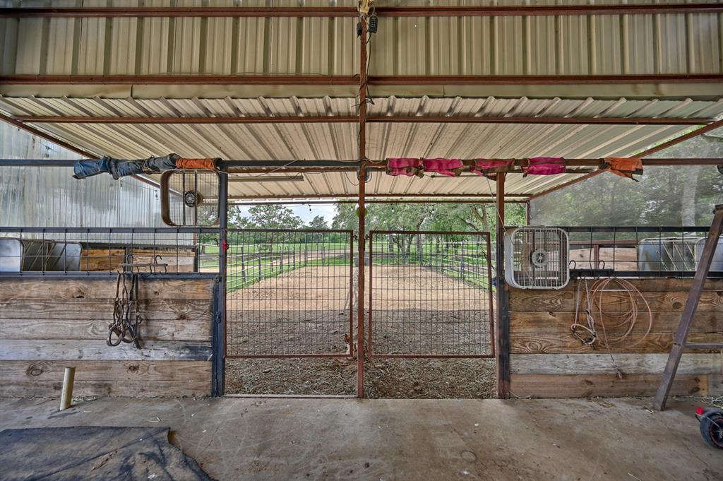 4057 W HIGHWAY 21, Paige, TX 78659