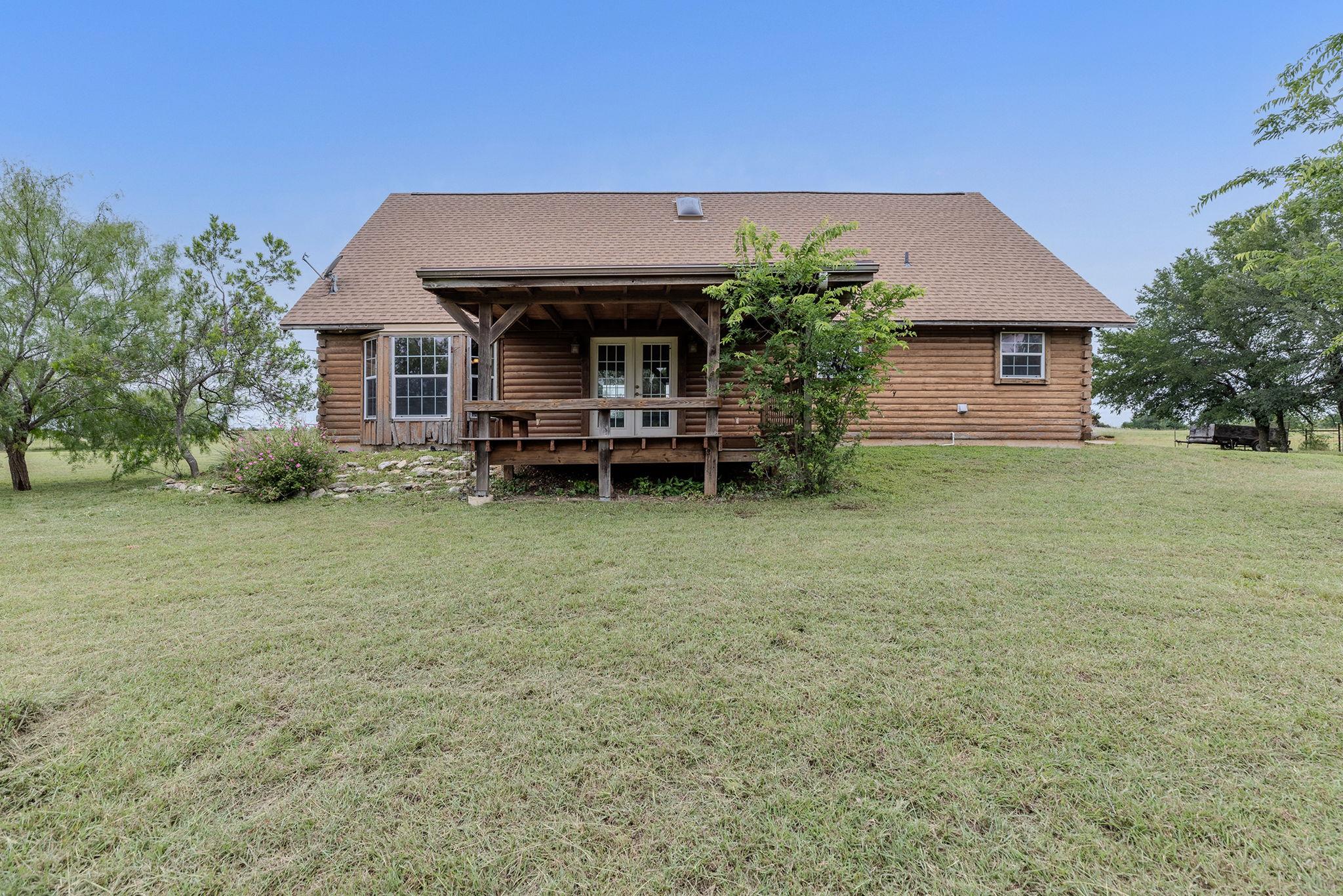 51 County Road 436, Thrall, TX 76578