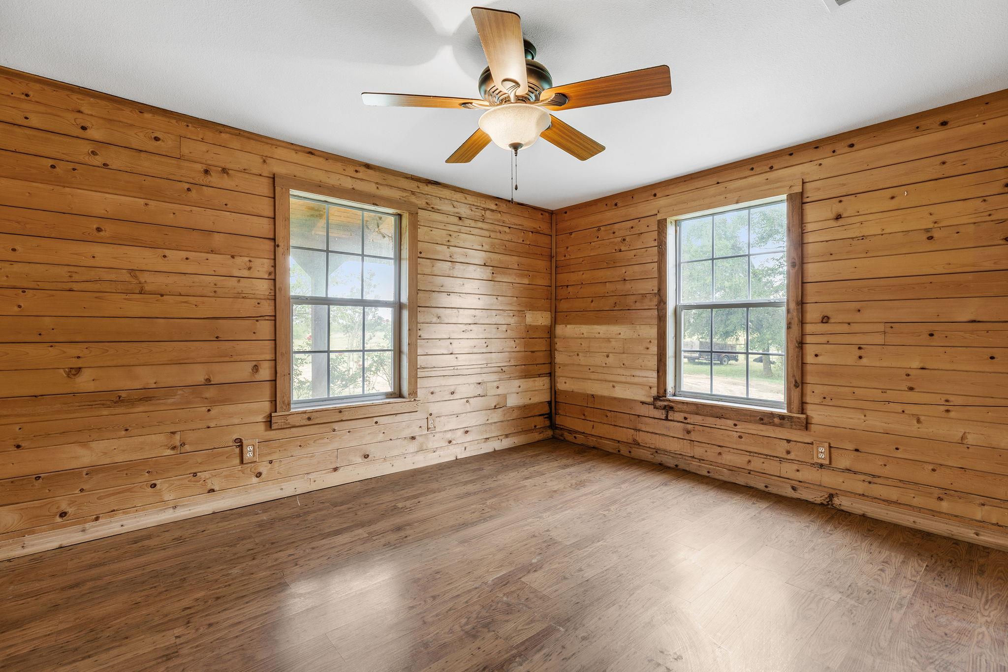 51 County Road 436, Thrall, TX 76578