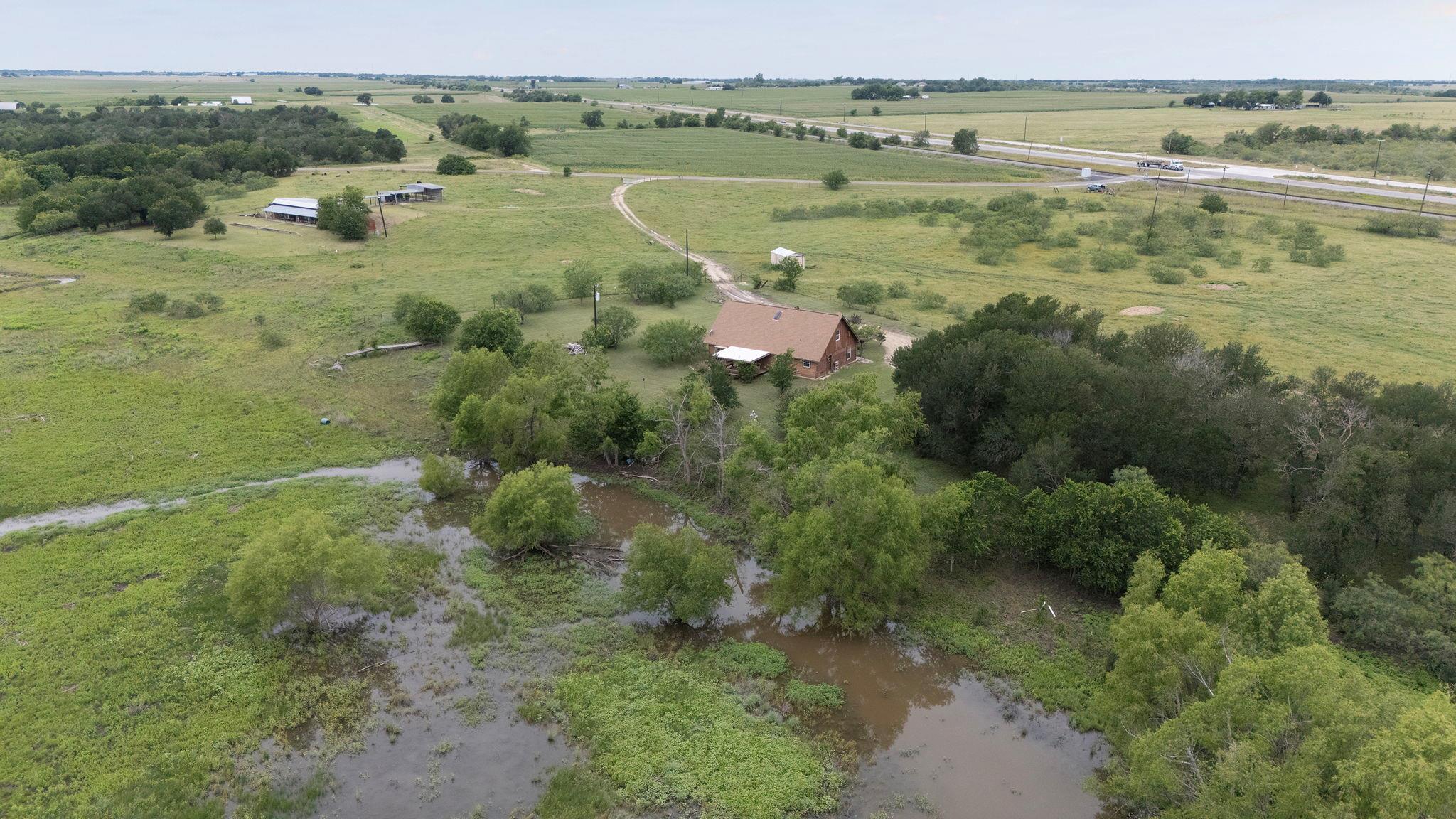 51 County Road 436, Thrall, TX 76578