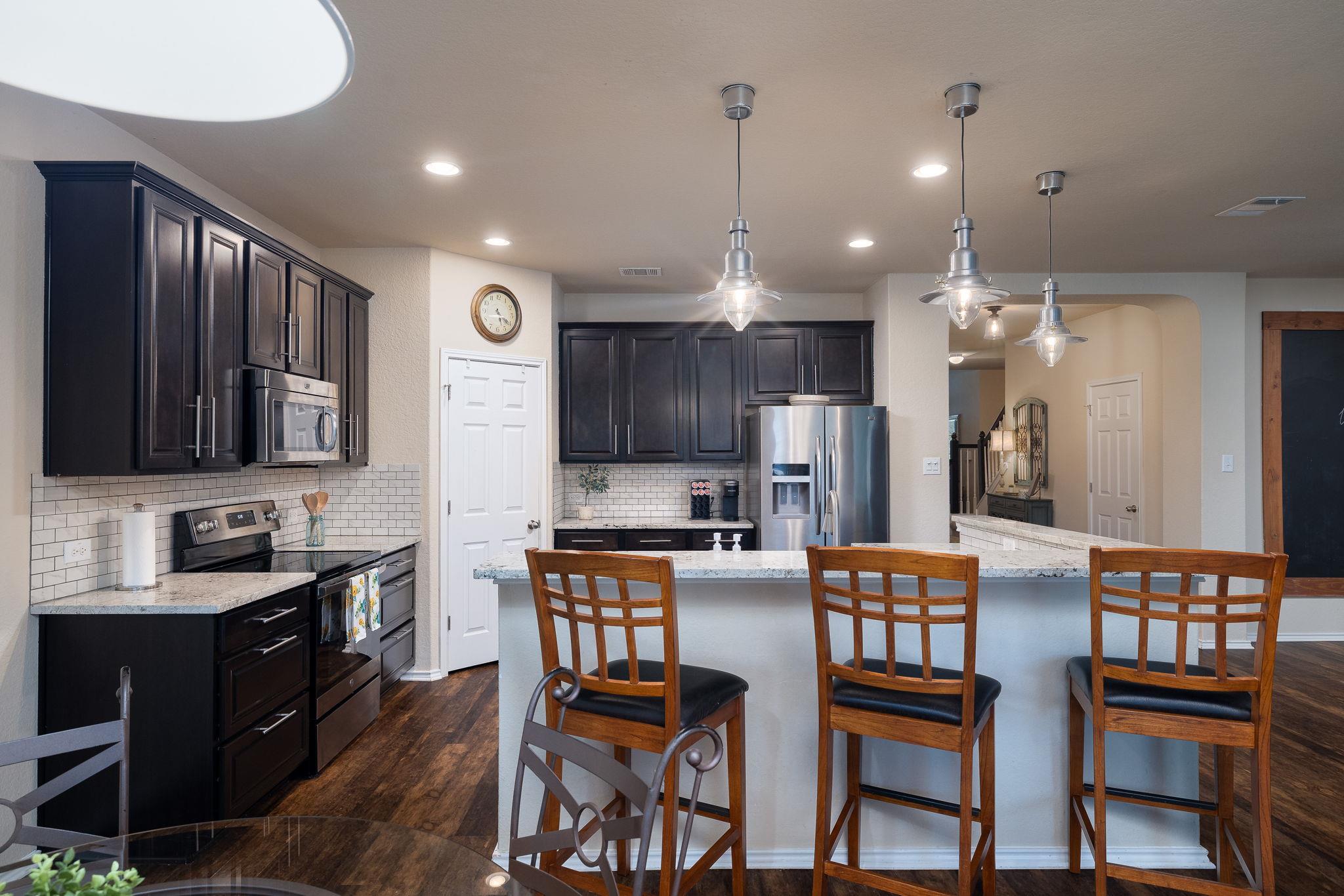 401 Canterbury Hl, Cibolo, TX 78108