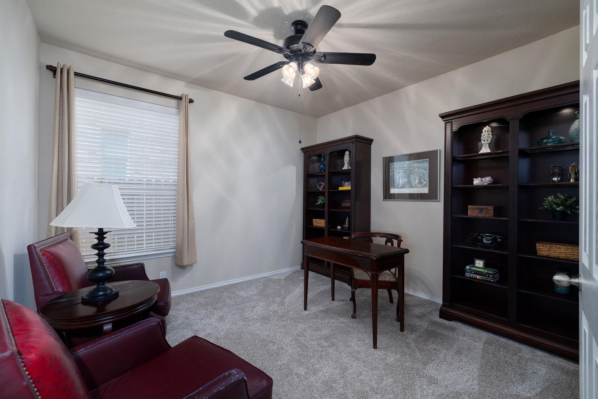 401 Canterbury Hl, Cibolo, TX 78108
