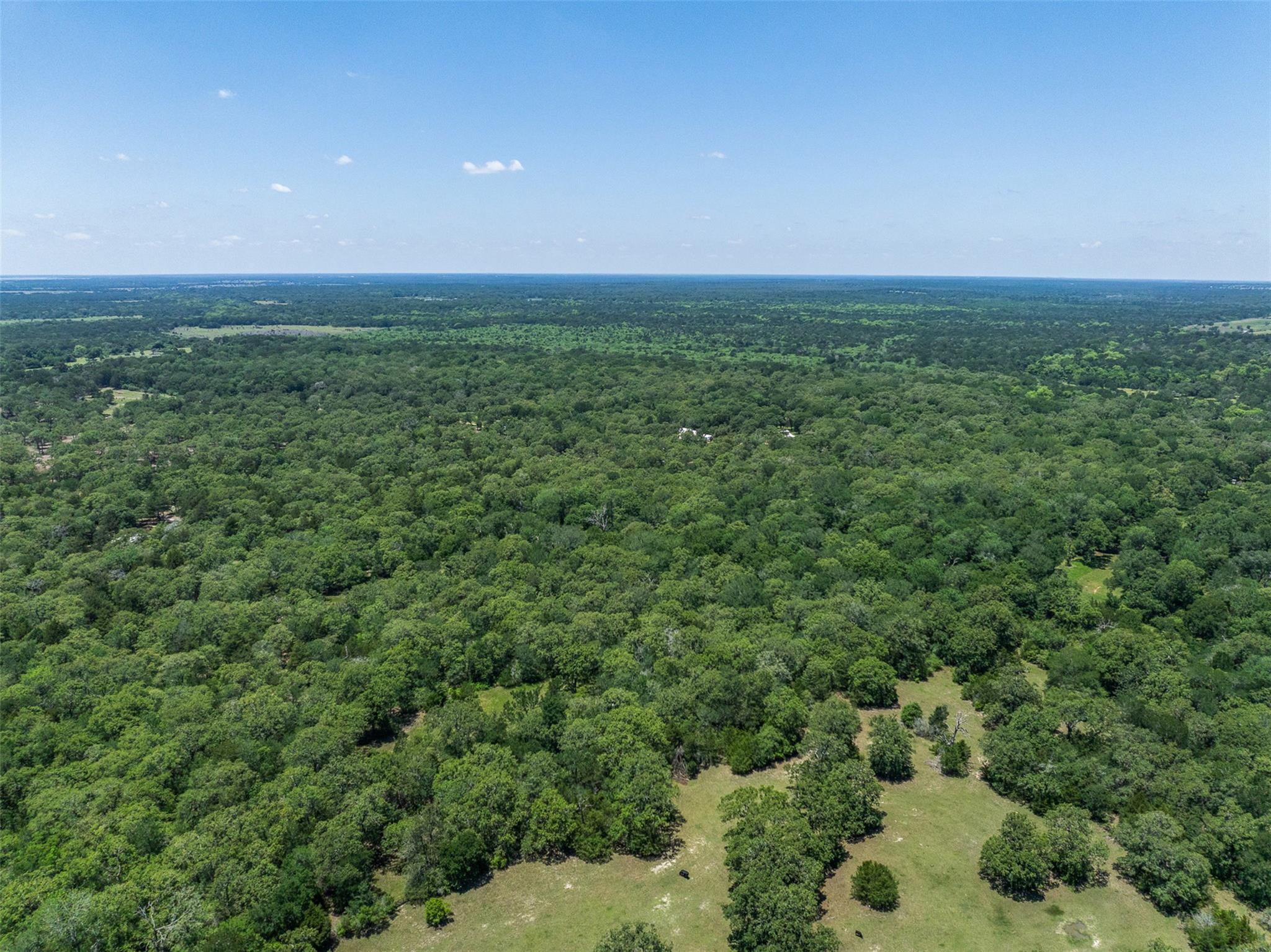 000 Clay Ln, Brenham, TX 77833