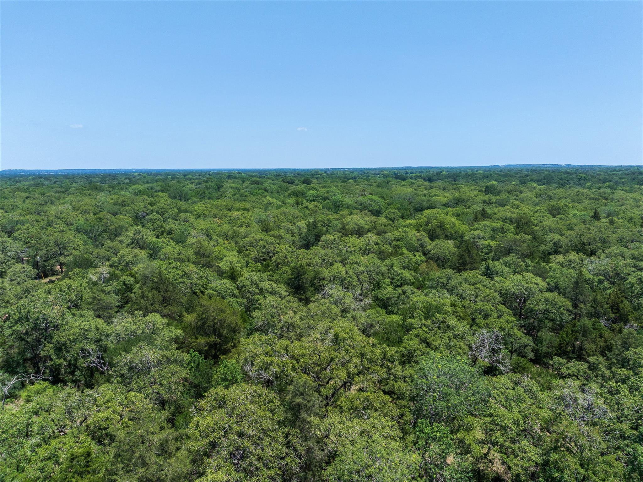 000 Clay Ln, Brenham, TX 77833