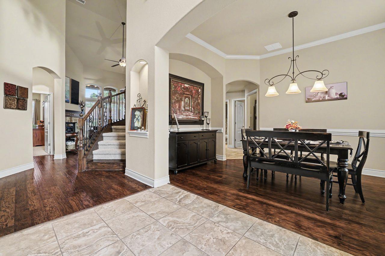 1919 Mulligan Dr, Round Rock, TX 78664