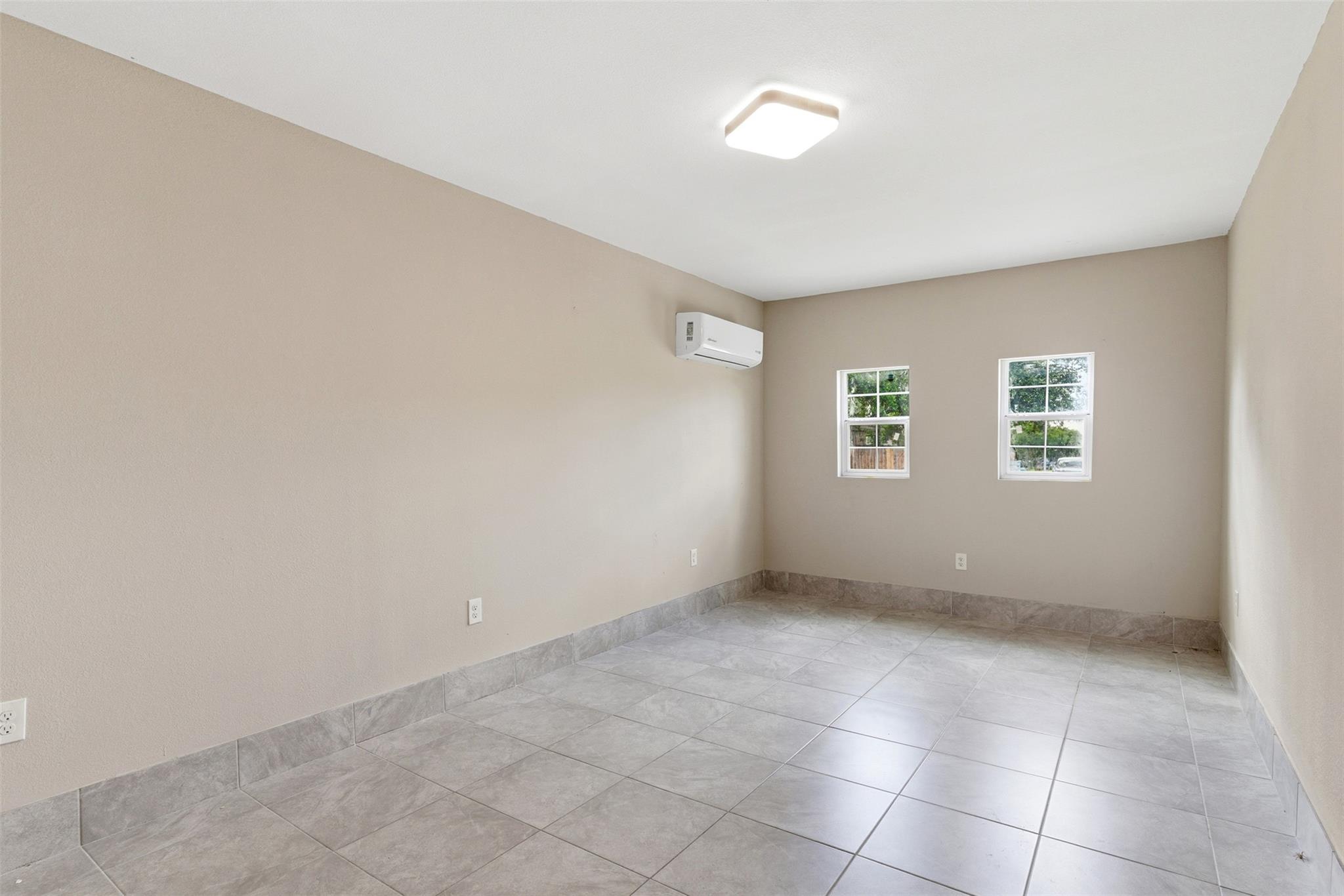 1407 Warrior Ln, Del Valle, TX 78617
