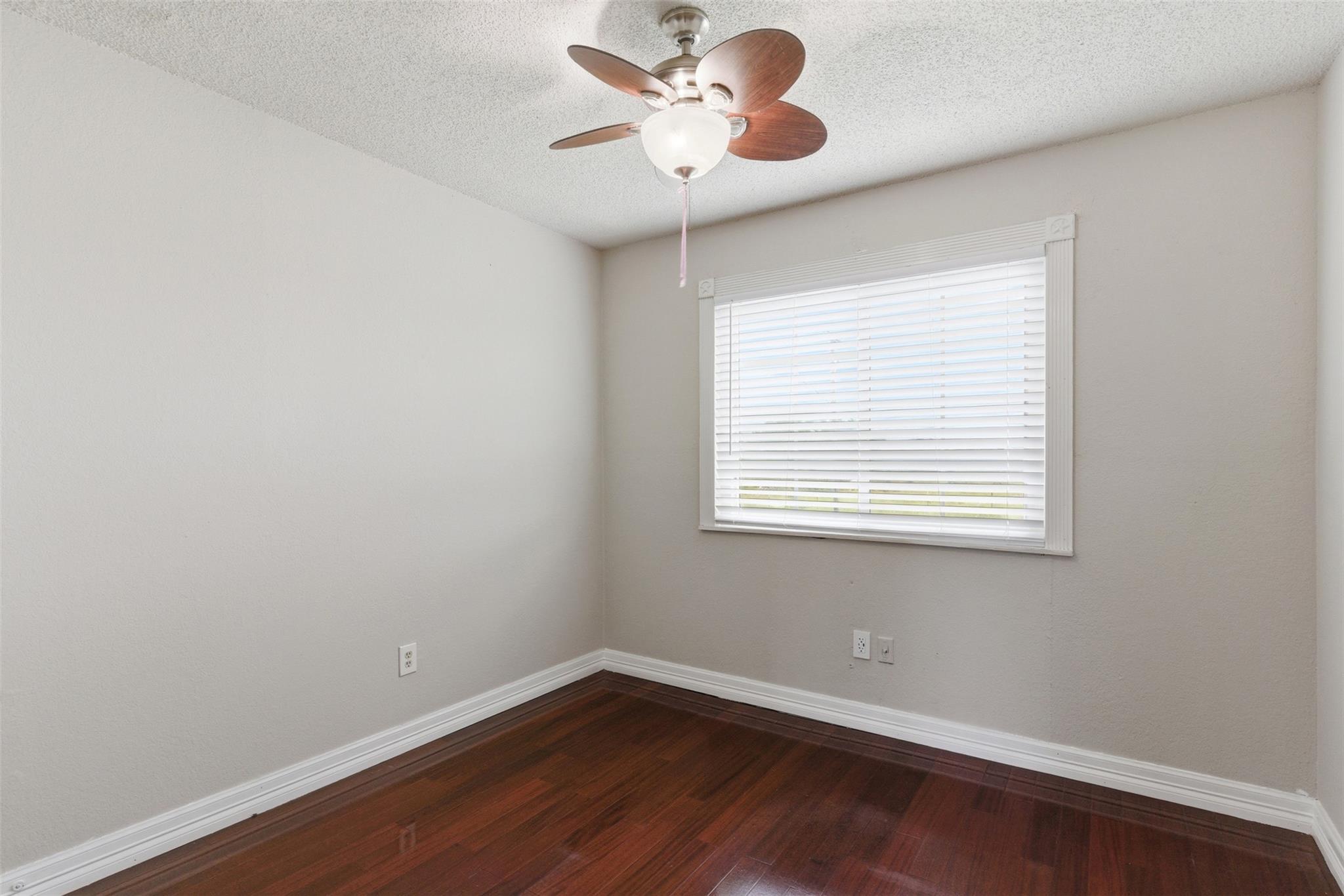 1407 Warrior Ln, Del Valle, TX 78617