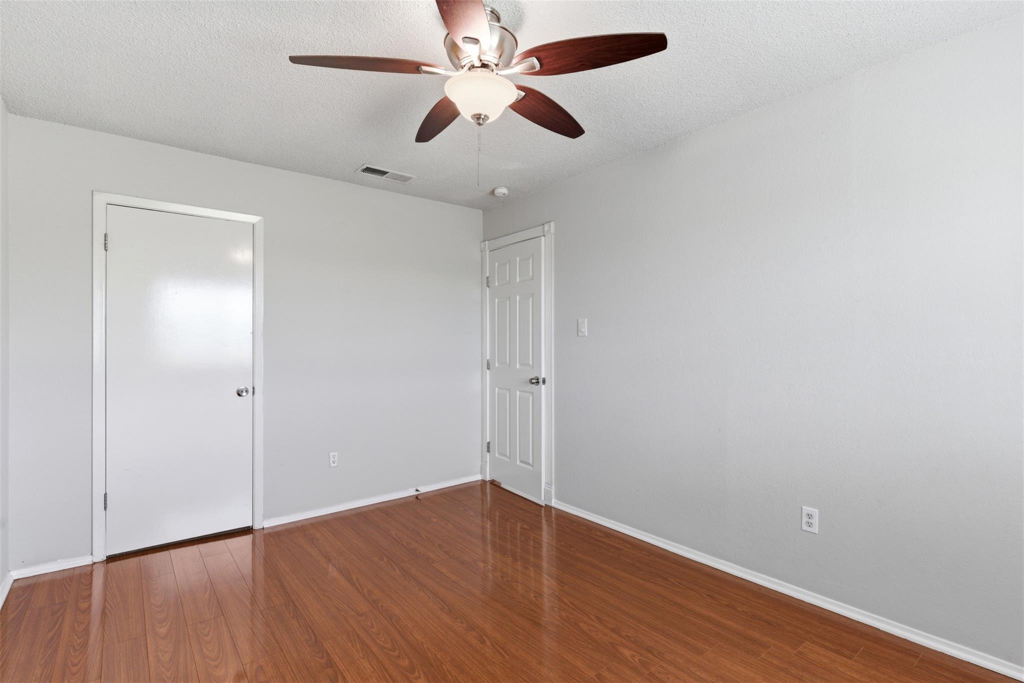 1407 Warrior Ln, Del Valle, TX 78617