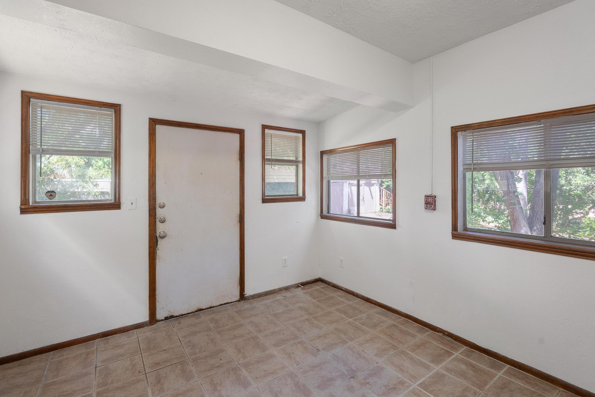 4616 E Cesar Chavez St, Austin, TX 78702