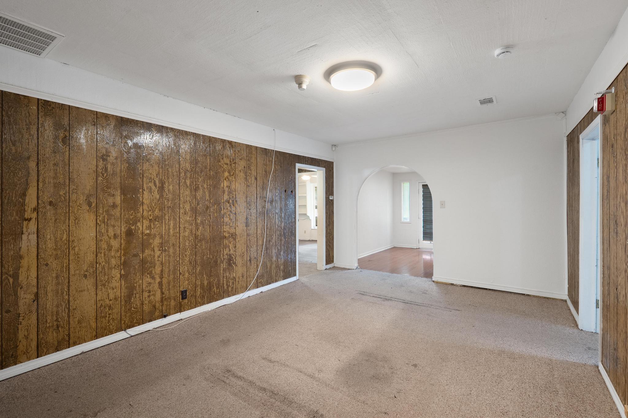 4616 E Cesar Chavez St, Austin, TX 78702
