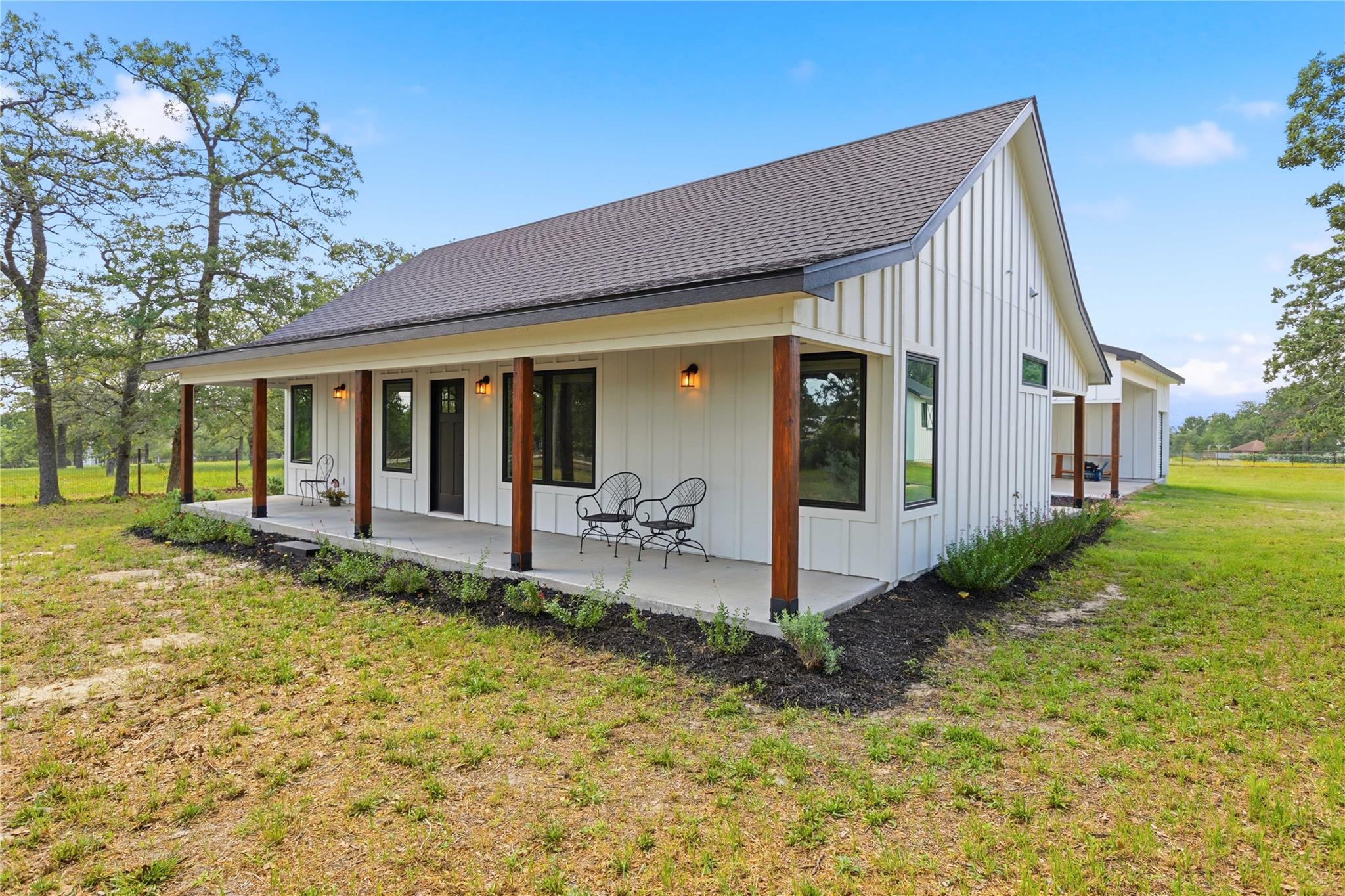 107 Longhorn Dr, Bastrop, TX 78602