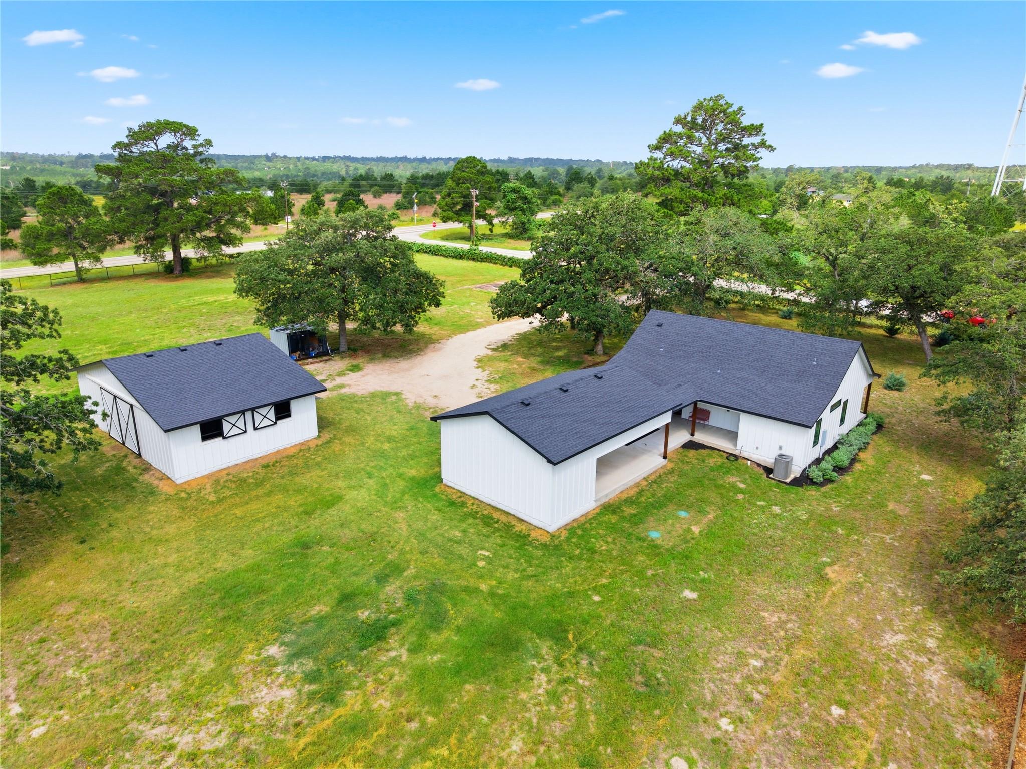 107 Longhorn Dr, Bastrop, TX 78602