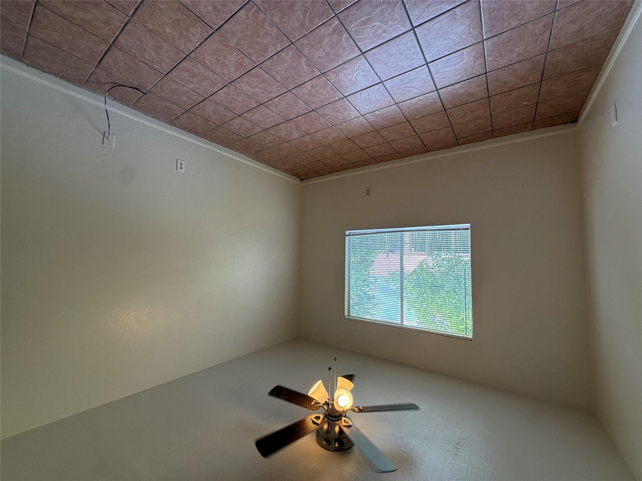 1109 Village Green Dr, Austin, TX 78753