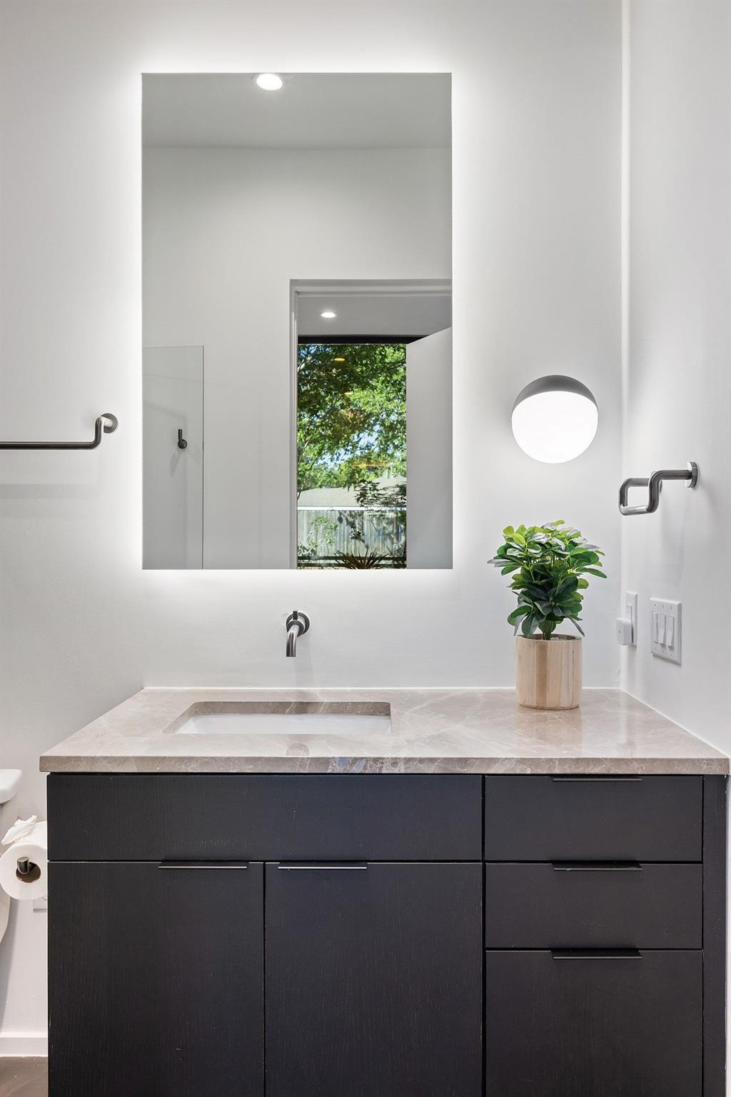 1304 Folts Ave, Austin, TX 78704