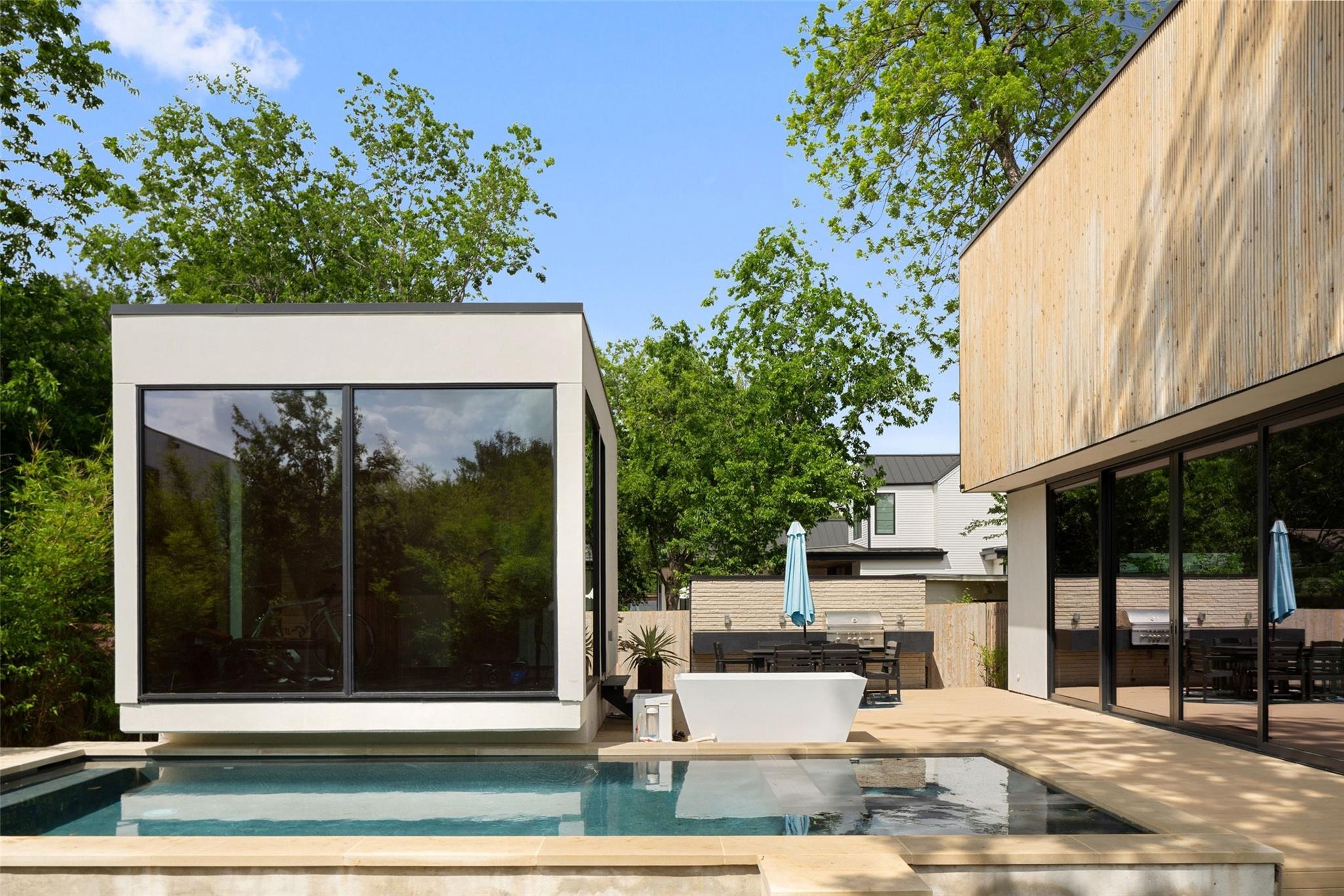 1304 Folts Ave, Austin, TX 78704