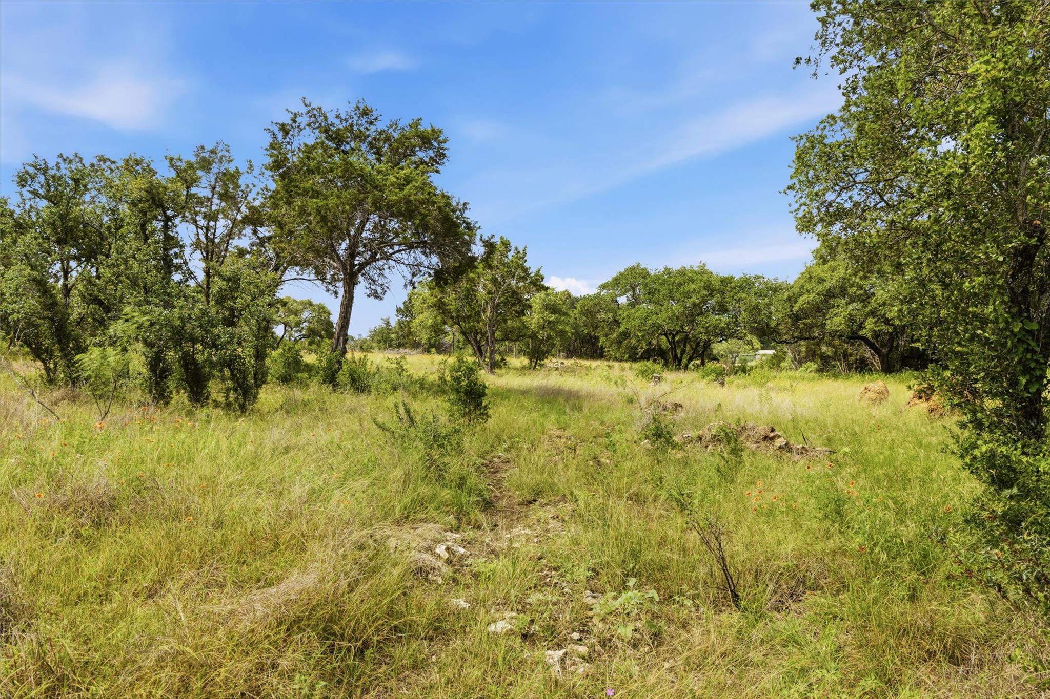 319 Sunset Dr, Burnet, TX 78611