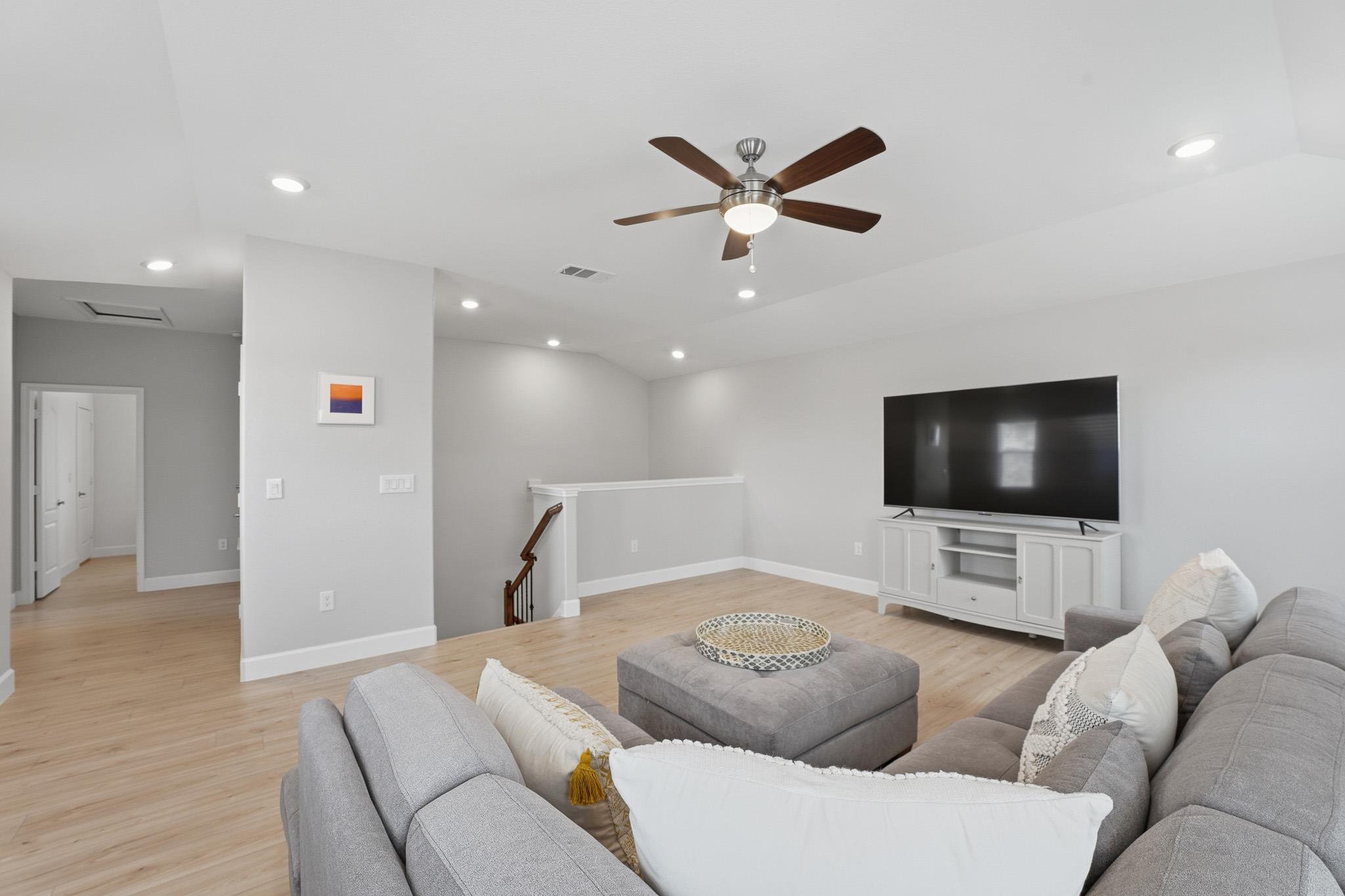 1515 Foxglove Dr, Lockhart, TX 78644