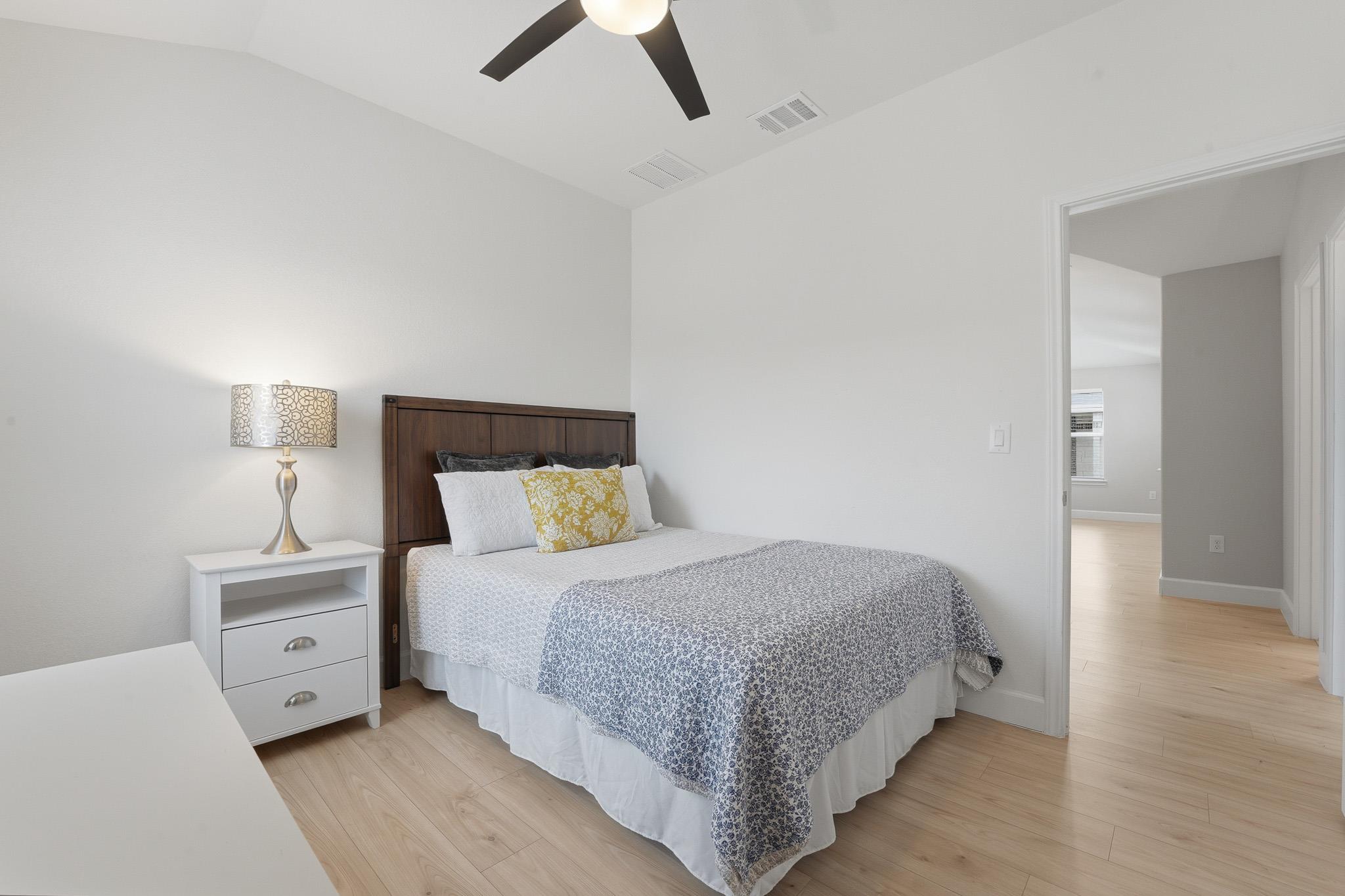 1515 Foxglove Dr, Lockhart, TX 78644