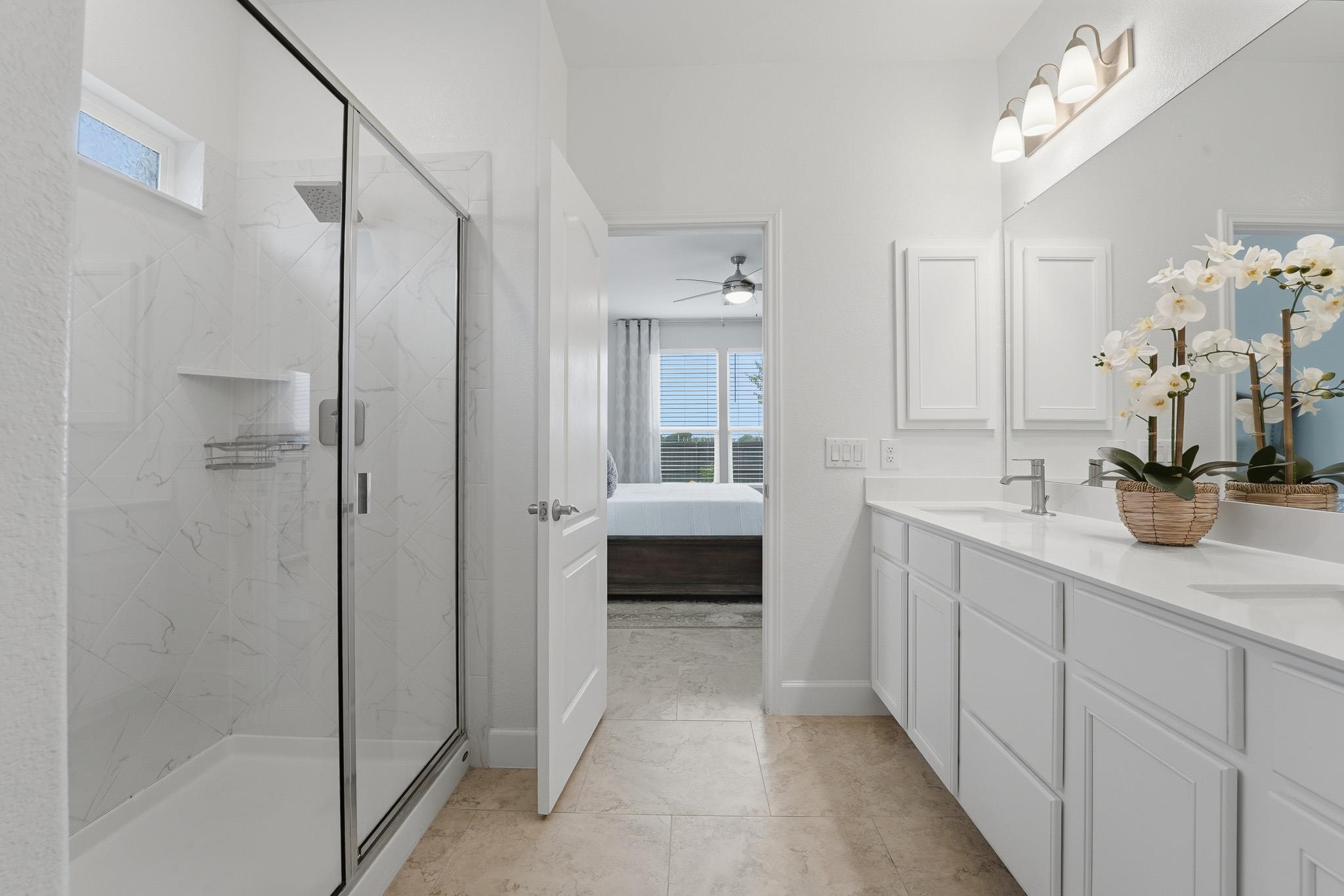 1515 Foxglove Dr, Lockhart, TX 78644