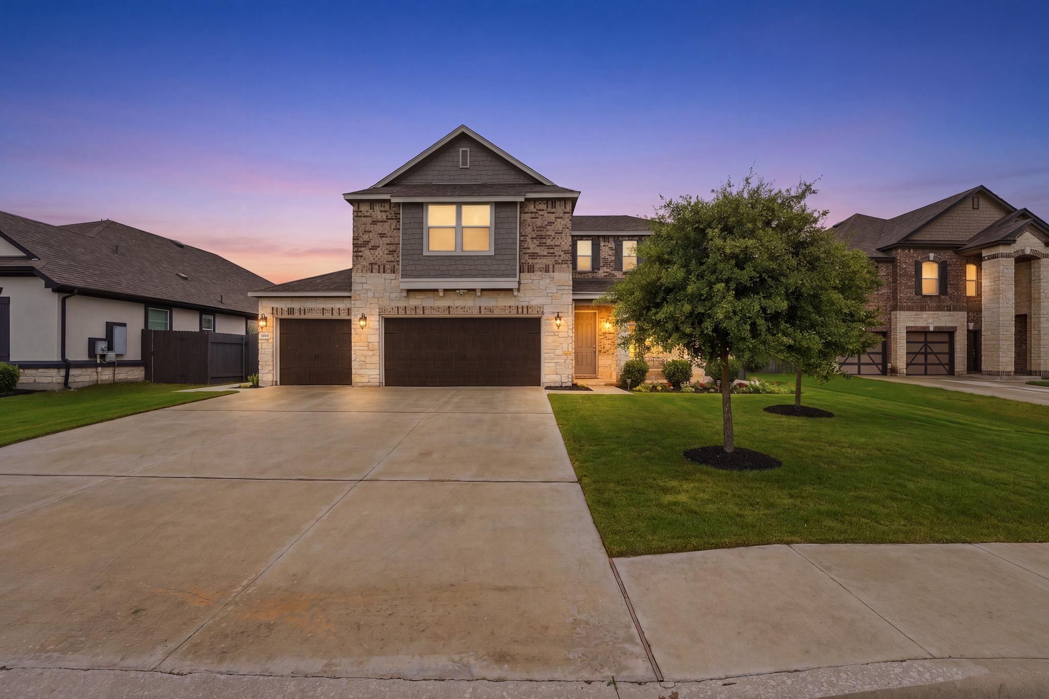 1515 Foxglove Dr, Lockhart, TX 78644