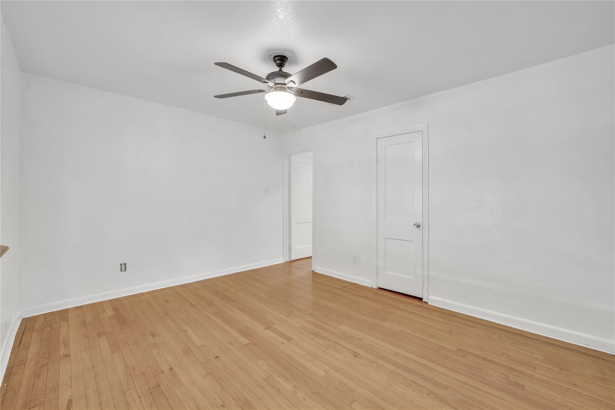 206 Sherwood St, San Marcos, TX 78666
