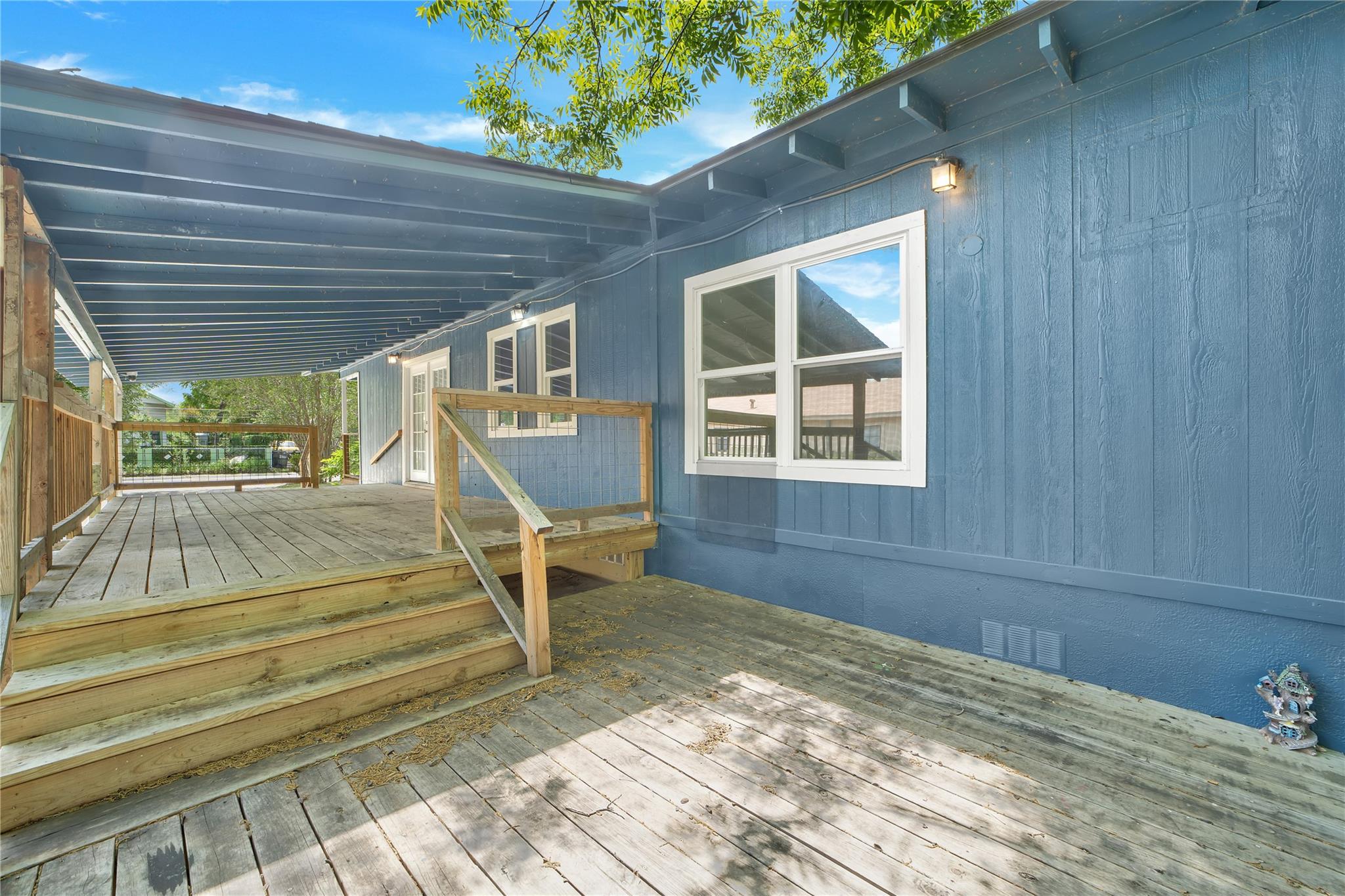 206 Sherwood St, San Marcos, TX 78666