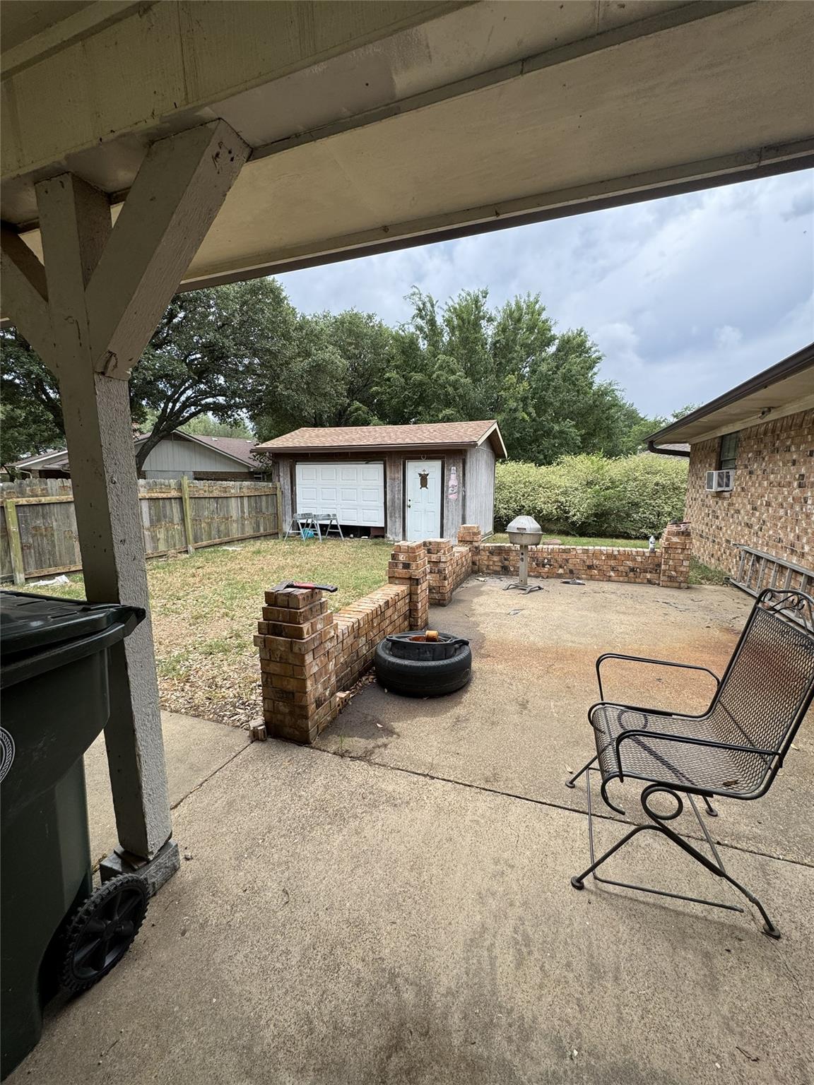 636 E Kempner St, Mabank, TX 75147
