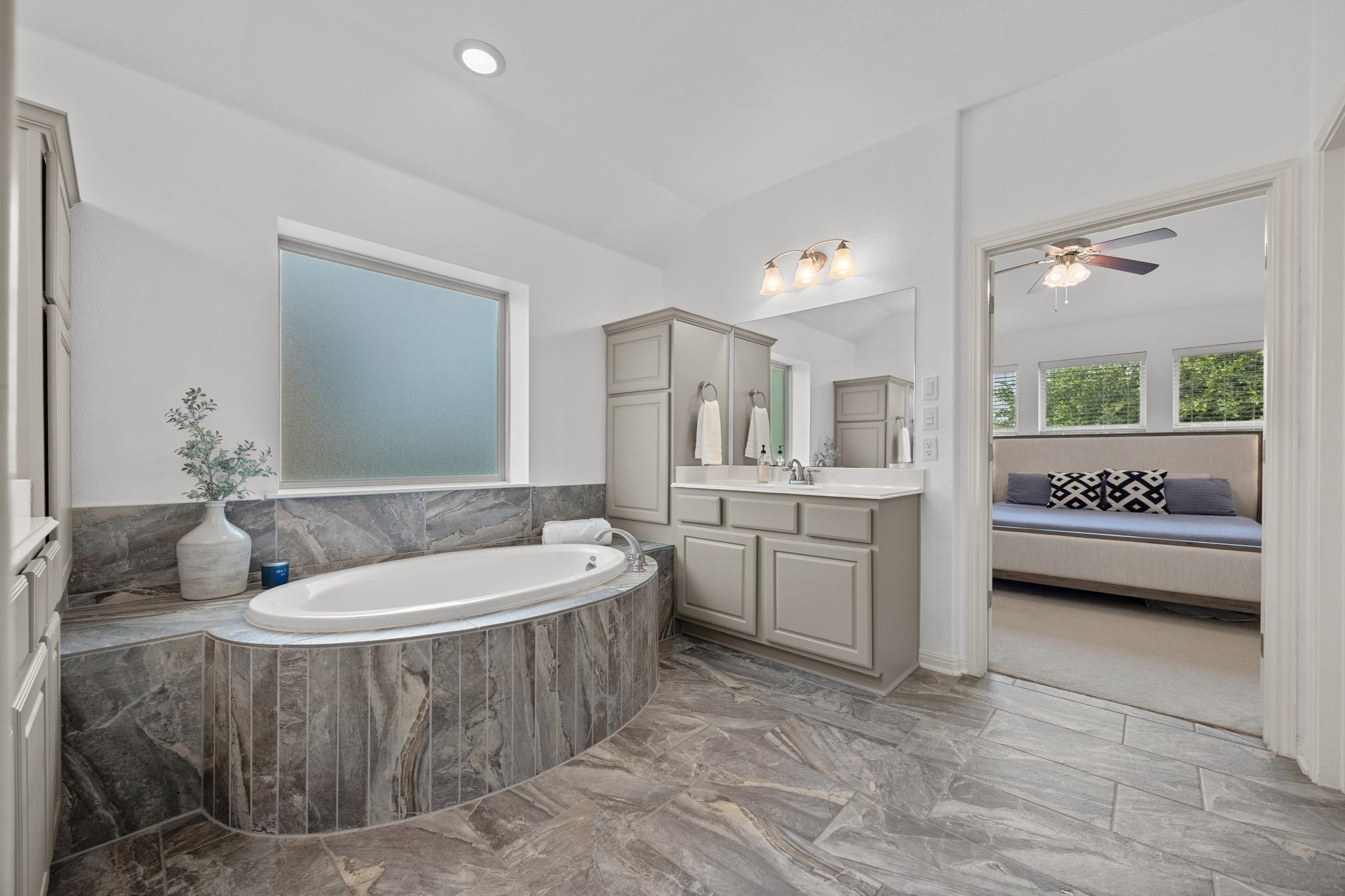 1009 Daylily Loop, Georgetown, TX 78626