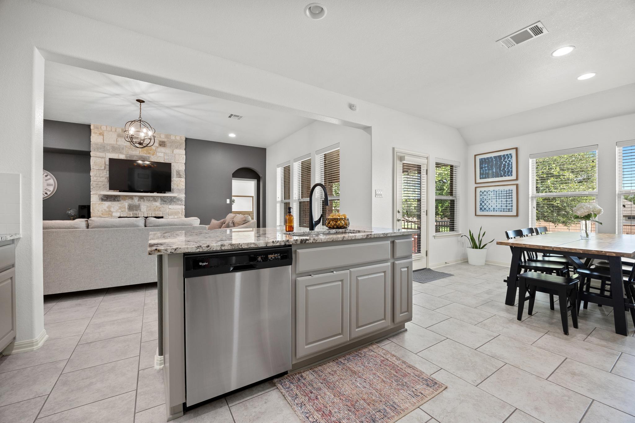 1009 Daylily Loop, Georgetown, TX 78626