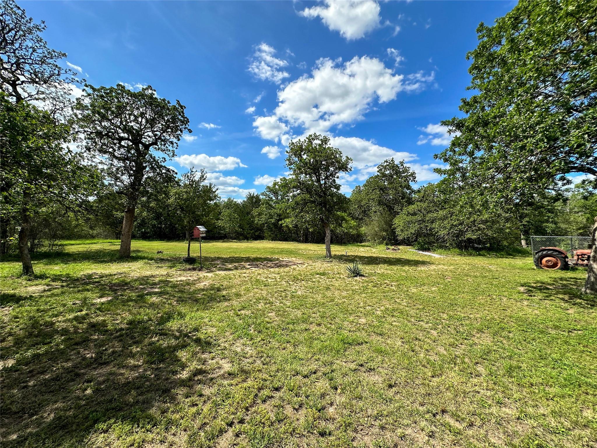 380 Woodlands Dr, Bastrop, TX 78602